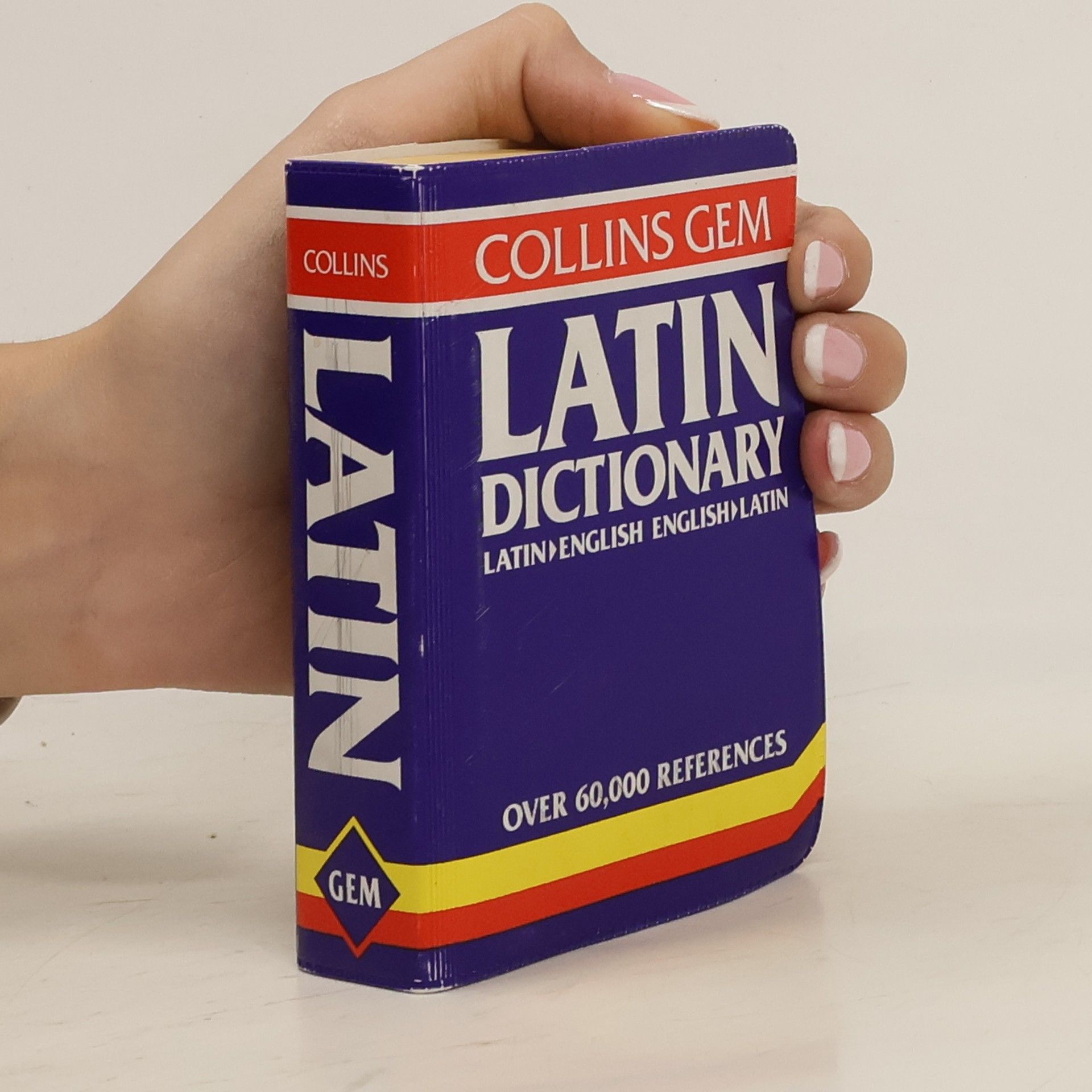 Autores varios Latin-English English-Latin Dictionary