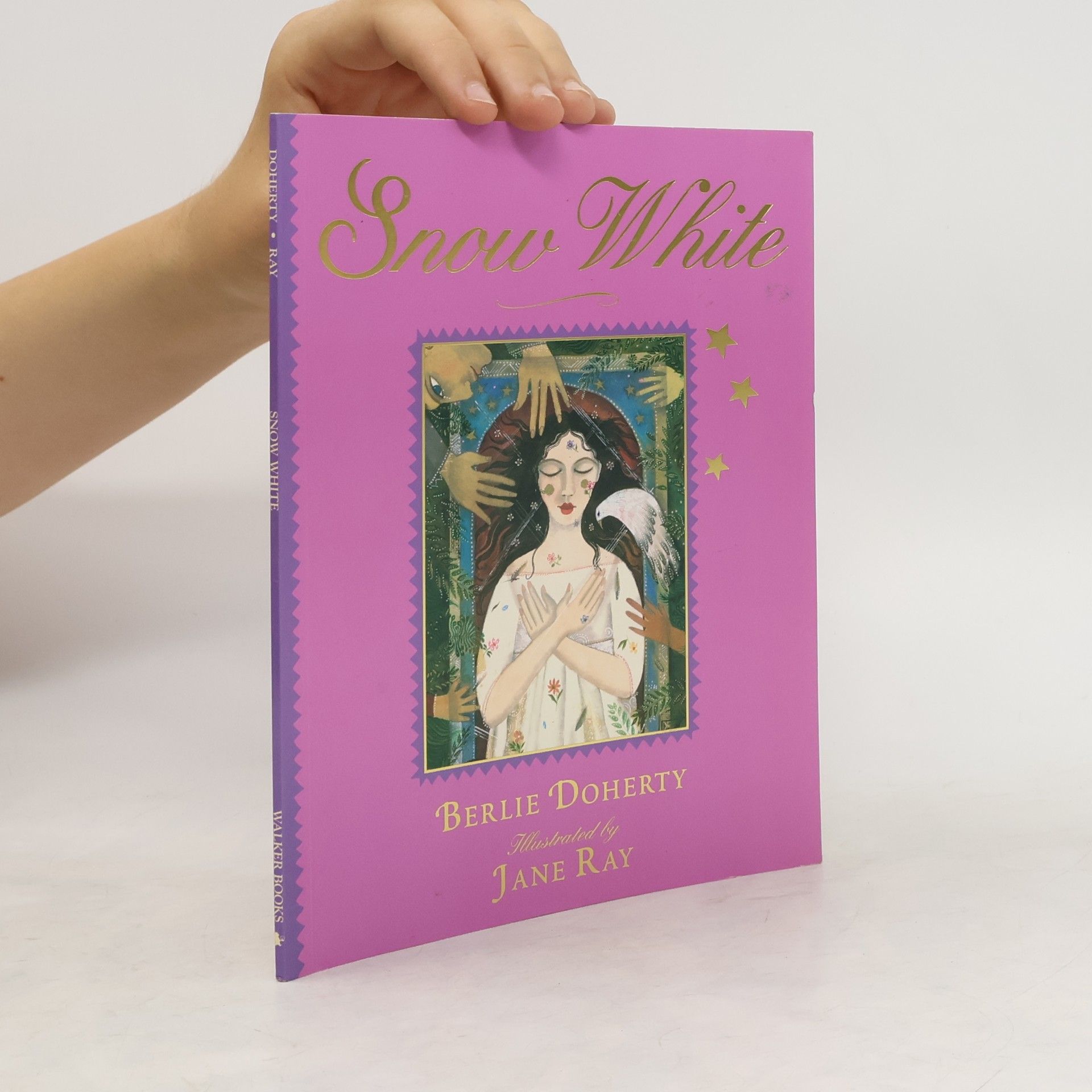 Berlie Doherty Snow White