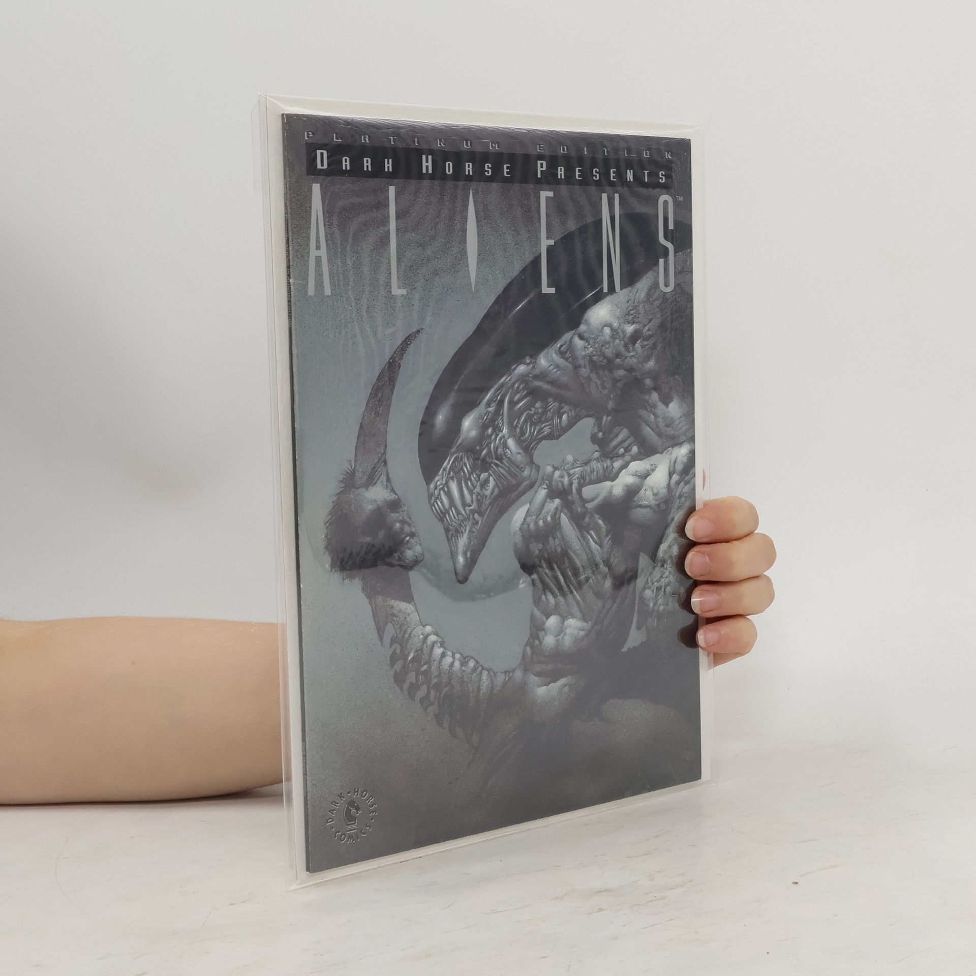 Autores varios Dark Horse Presents. Aliens Platinum Edition