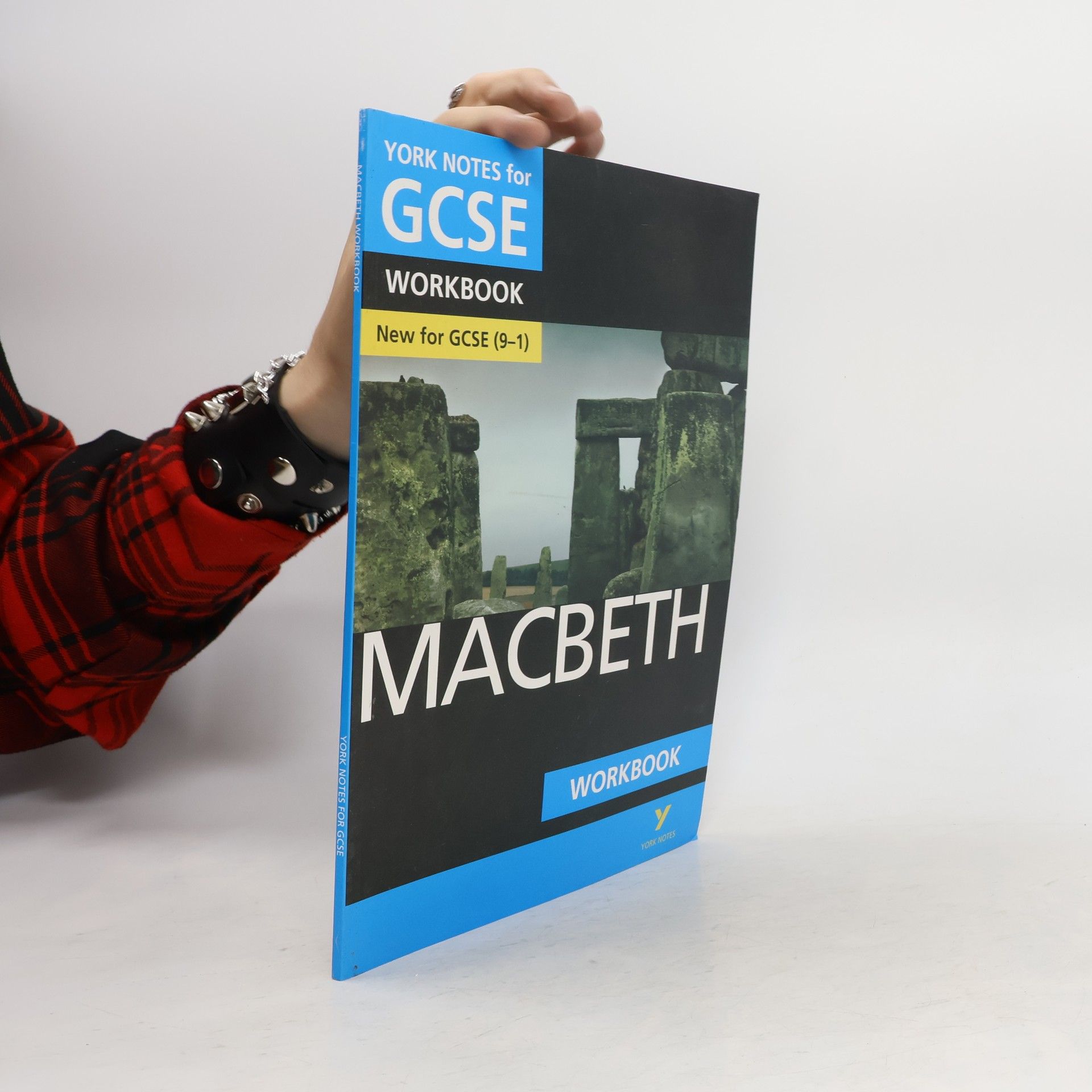 Mike Gould Macbeth: York Notes for GCSE (9-1) Workbook