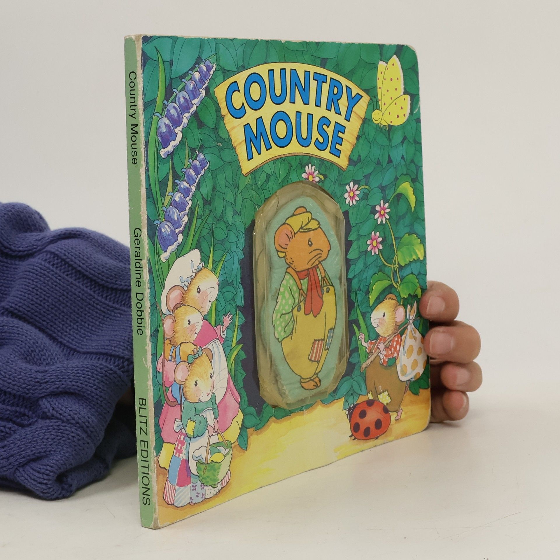 Geraldine Dobbie Country Mouse