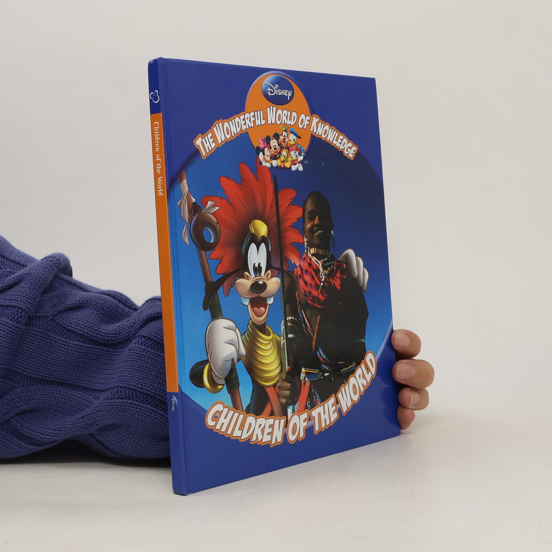 Autores varios The Wonderful World of Knowledge. Children of the World