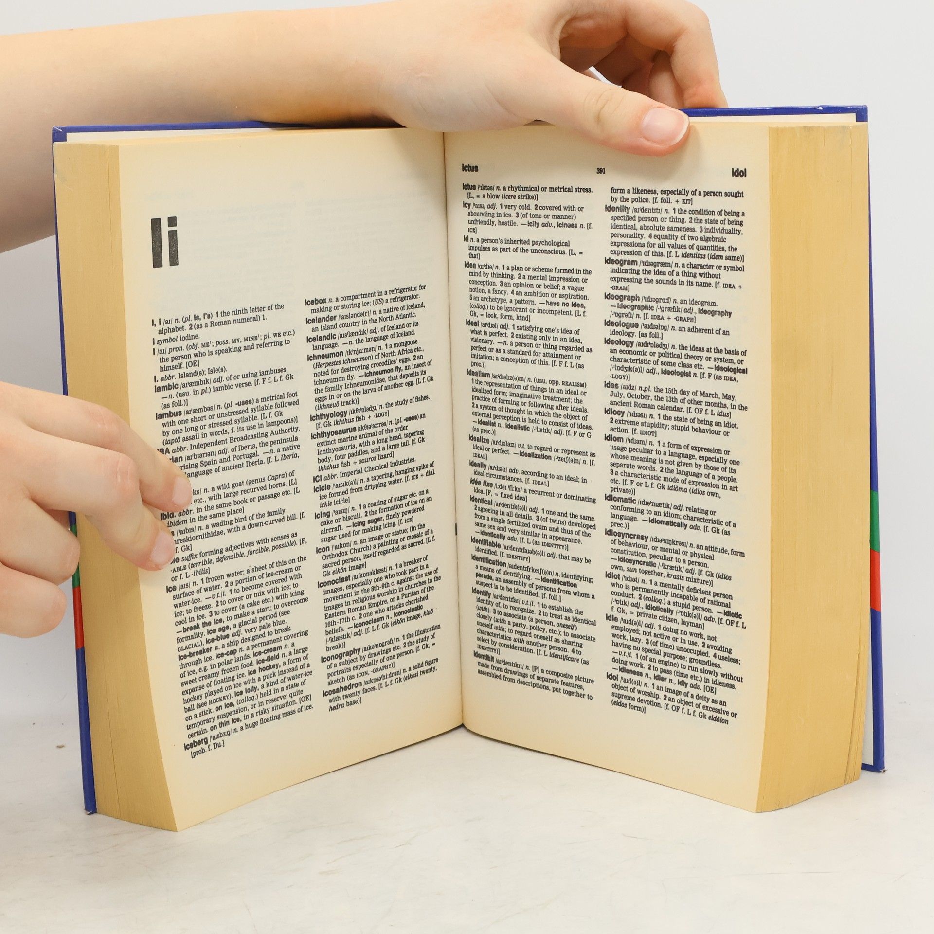 Kolektiv autorů The Oxford Popular English Dictionary