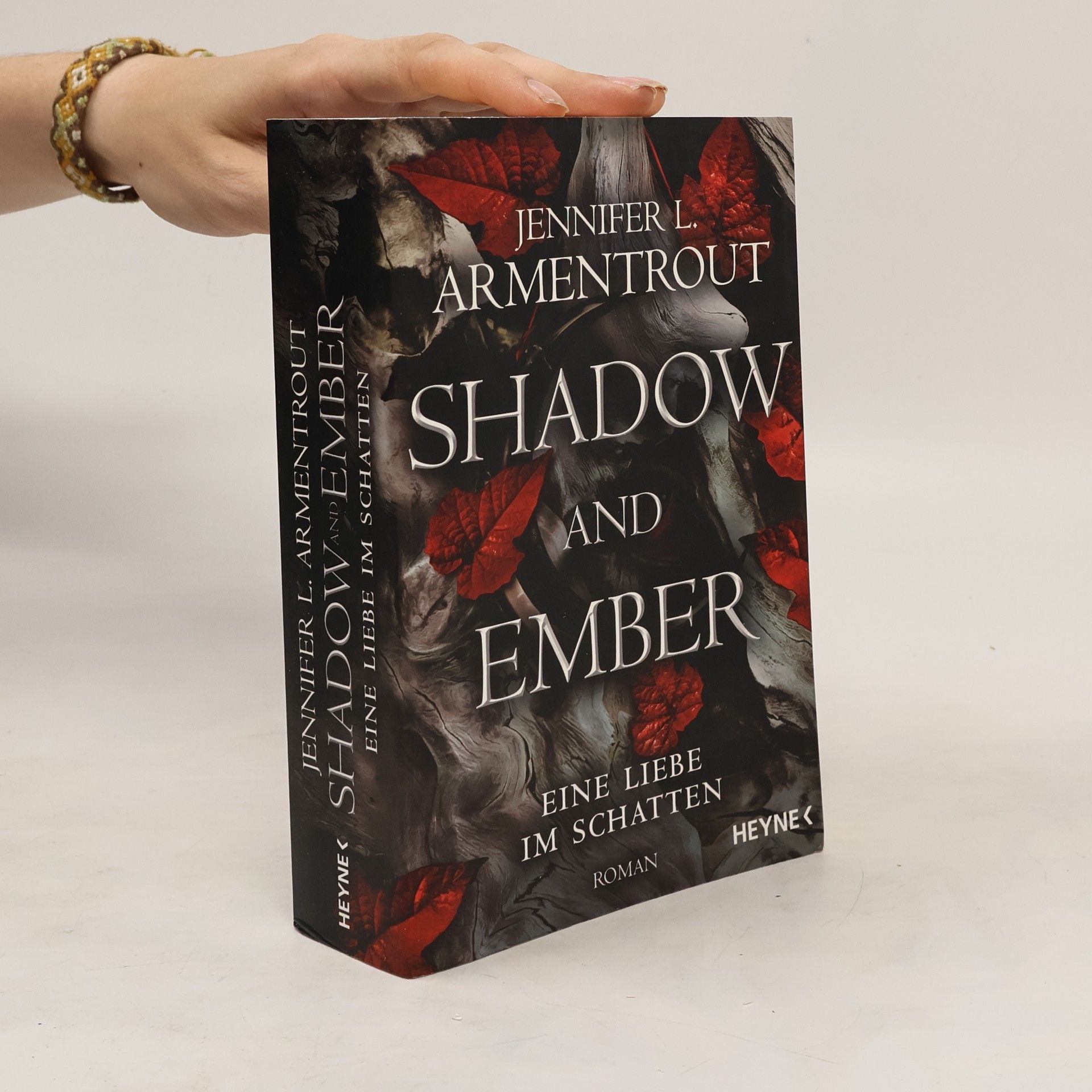 Jennifer Armentrout Shadow and Ember