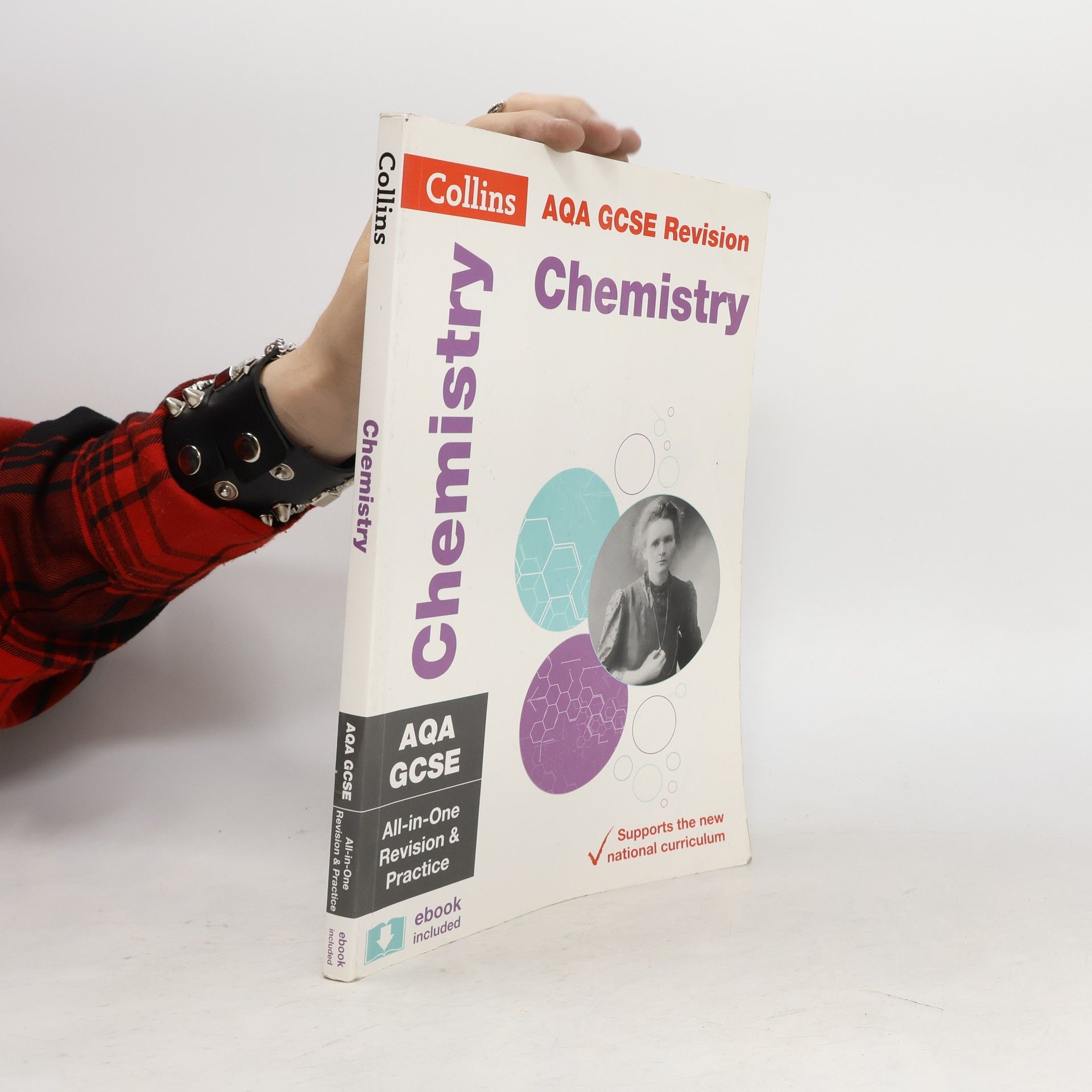 Collins GCSE AQA GCSE 9-1 Chemistry All-in-One Complete Revision and Practice