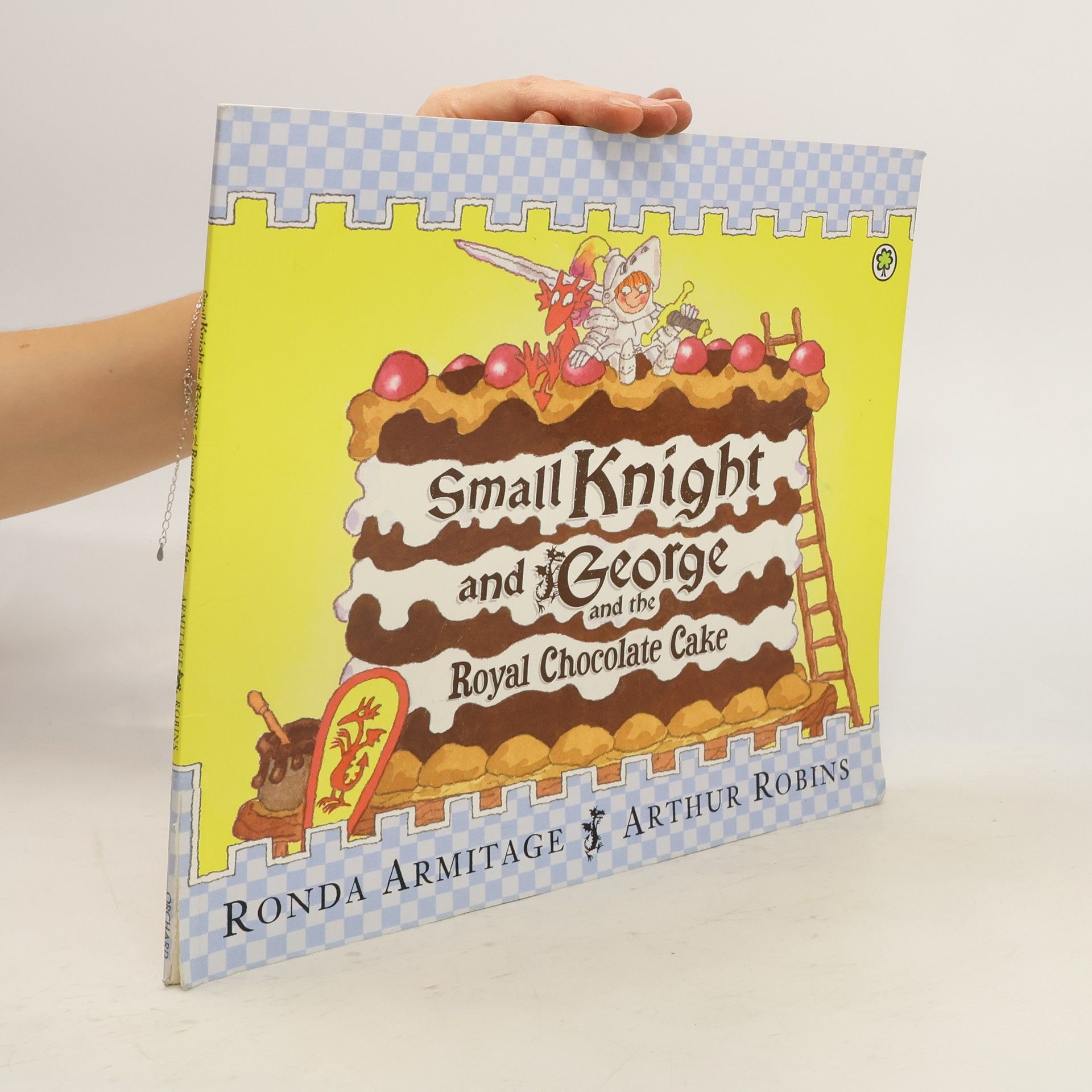 Ronda Armitage Small Knight and George and the Royal Chocolate Cake