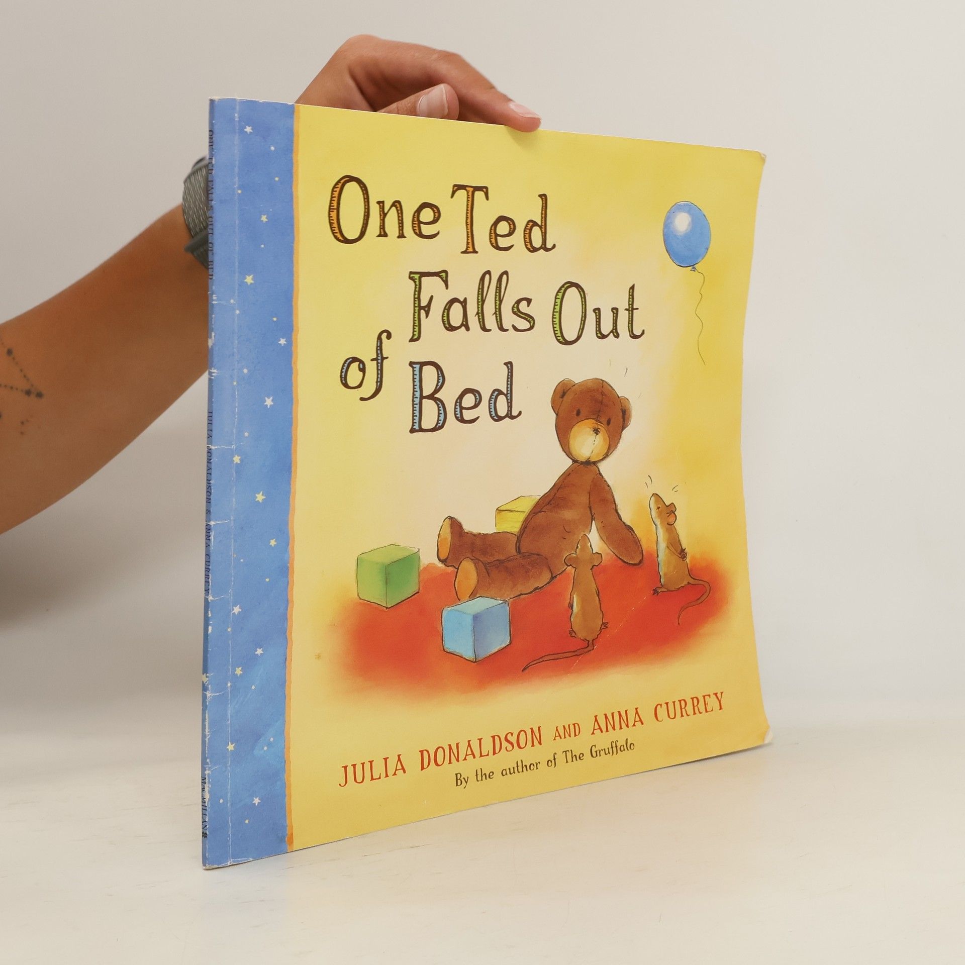 Julia Donaldson One Ted Falls Out of Bed