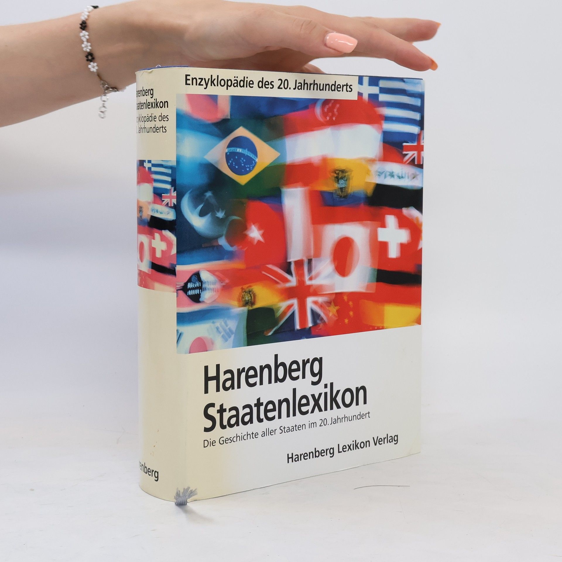 Kolektiv autorů Harenberg, Staatenlexikon