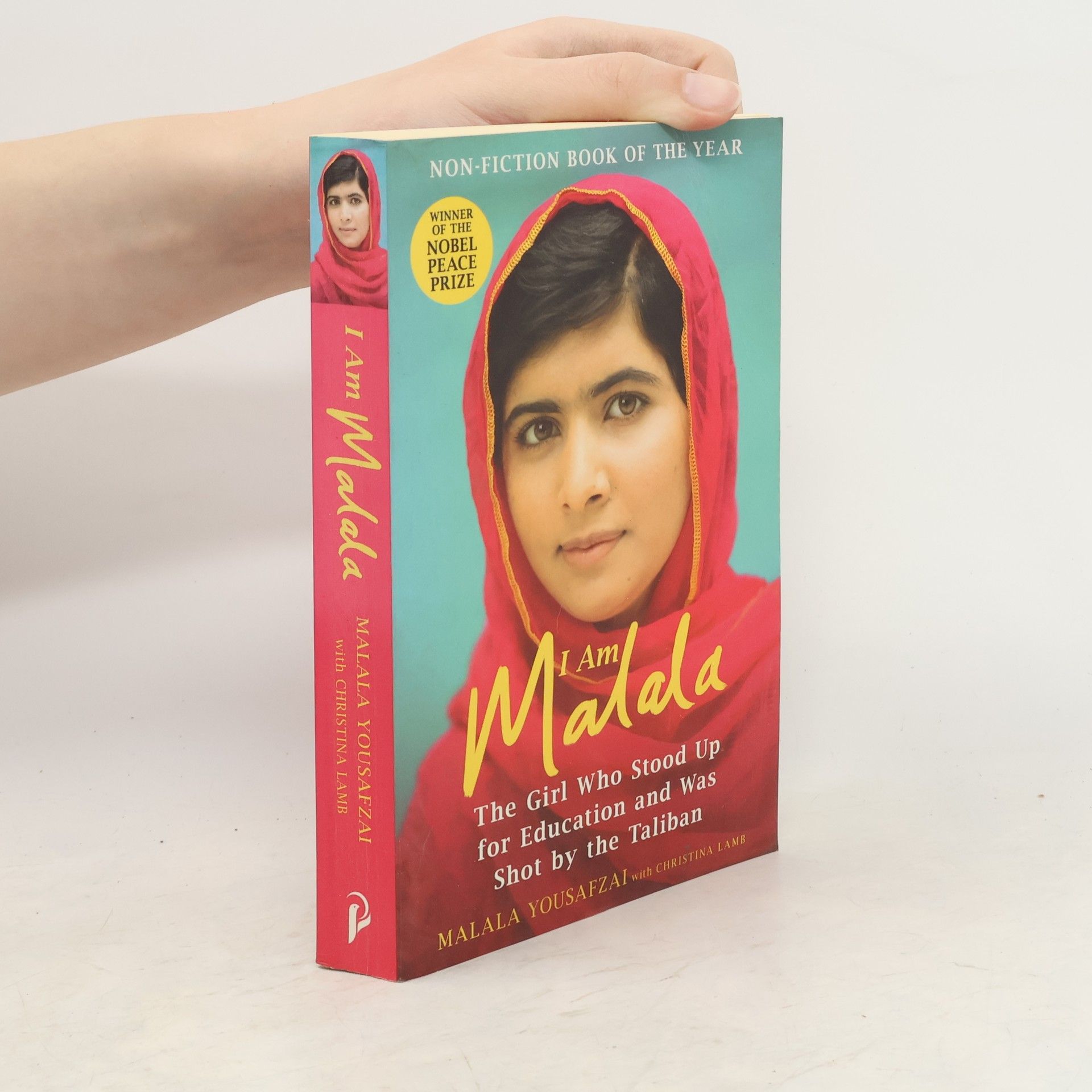 Malala Yousafzai I am Malala : the girl who stood up for education and was shot by the Taliban