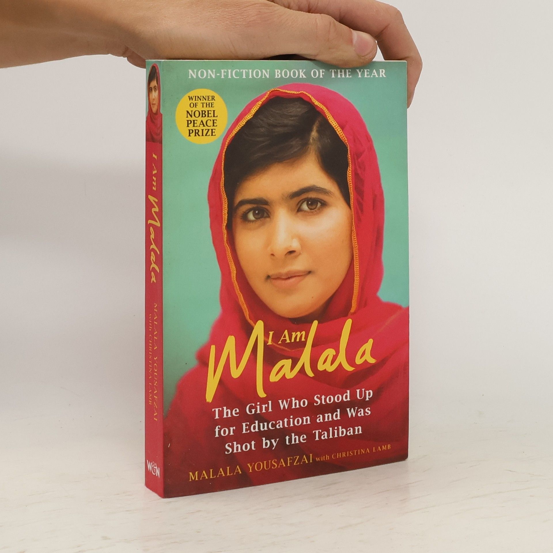 I am Malala : the girl who stood up for education and was shot by the Taliban