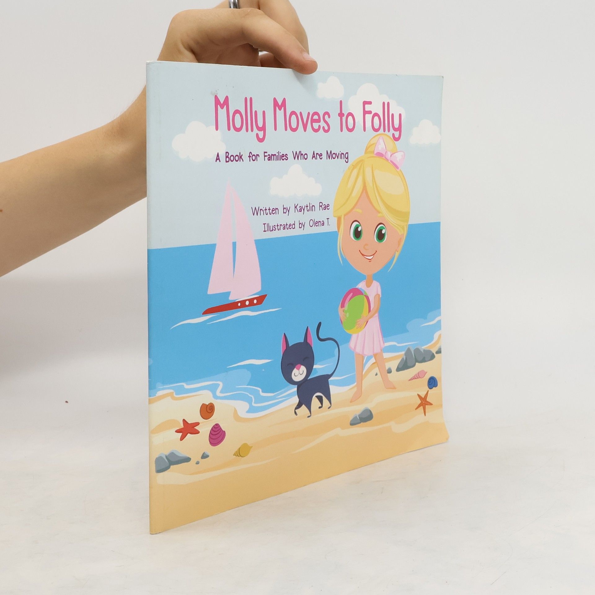 Kaytlin Rae Molly Moves to Folly