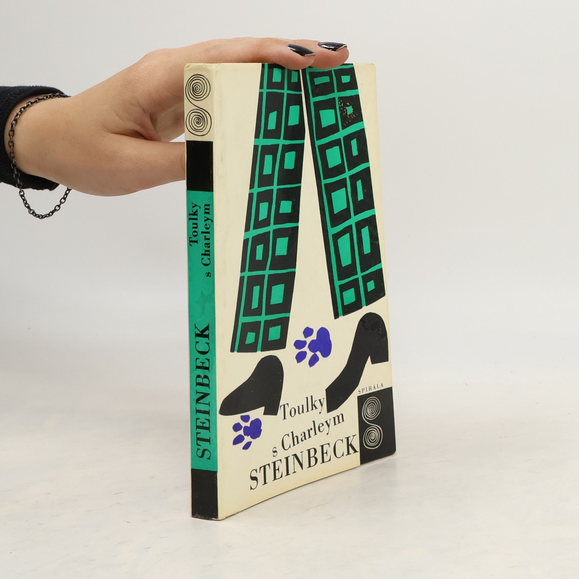 John Steinbeck Toulky s Charleym za poznáním Ameriky