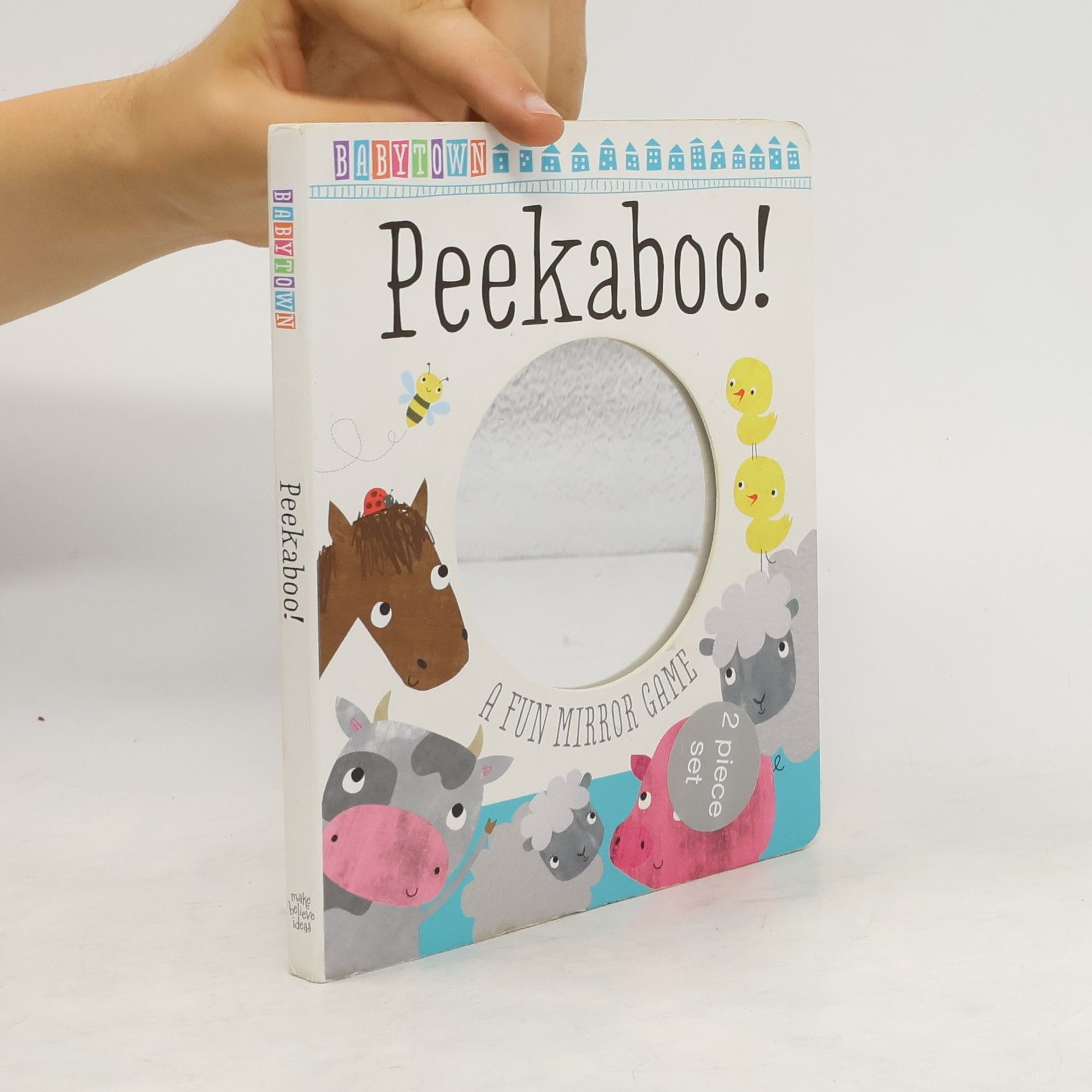 kolektiv Peekaboo!
