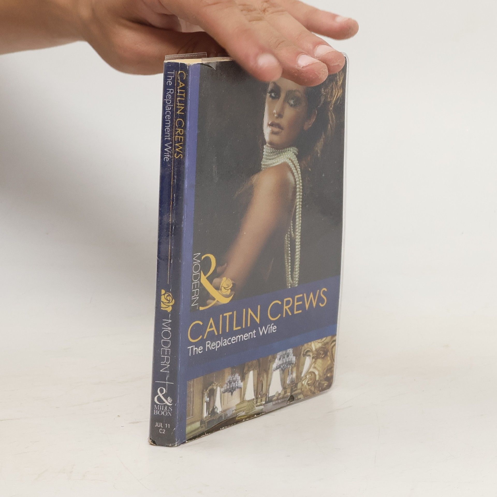 Caitlin Crews The Replacement Wife