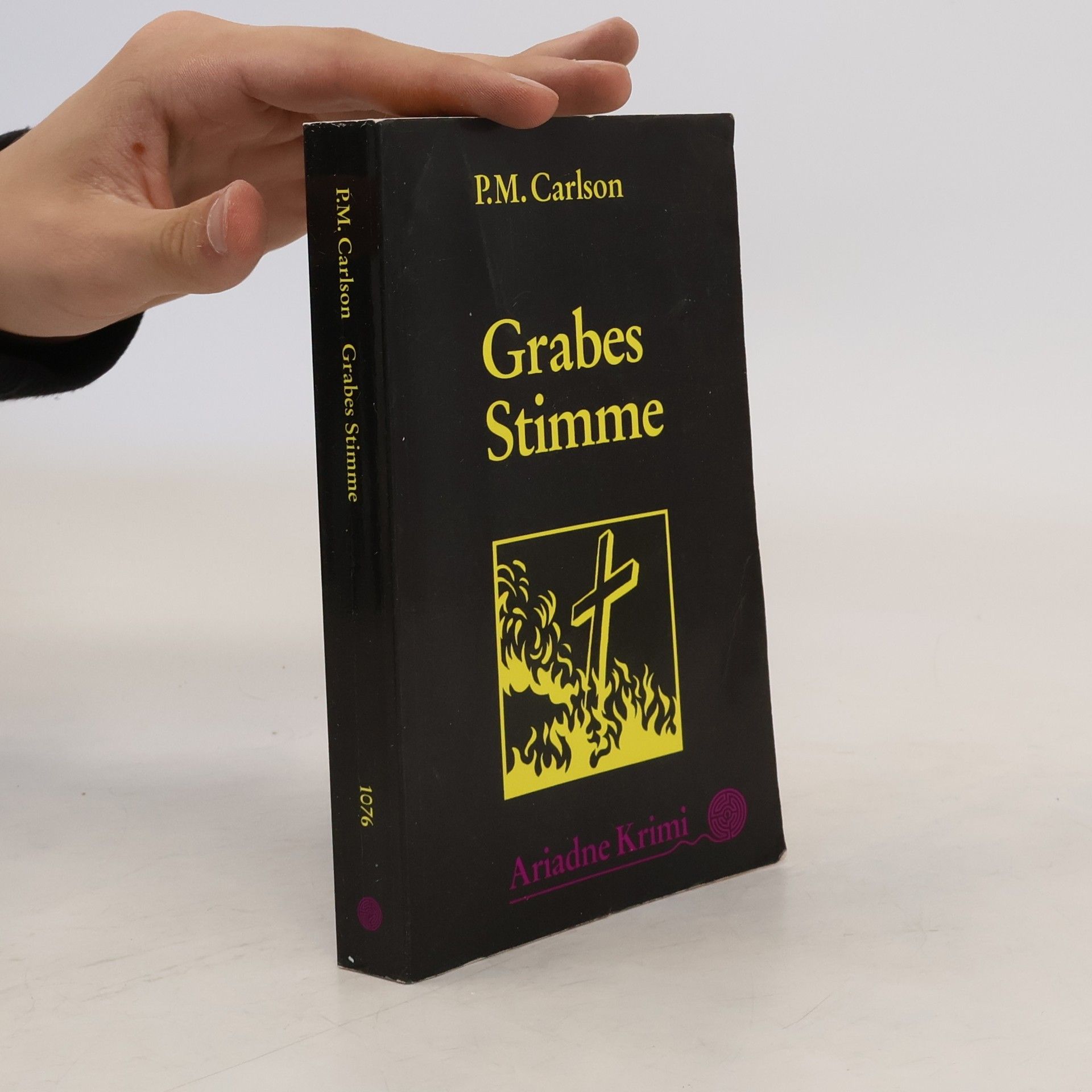Patricia M. Carlson Grabes Stimme