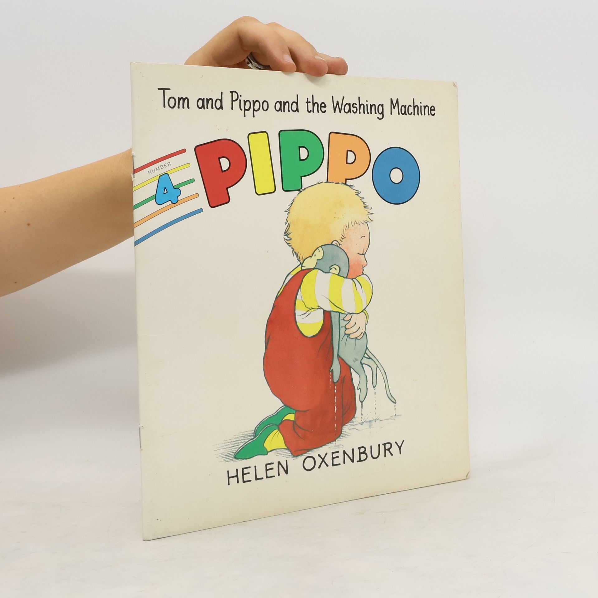 Helen Oxenburry Tom and Pippo and the Washing Machine