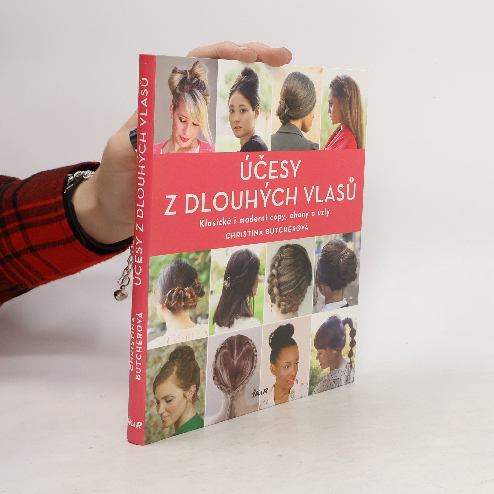 Christina Butcher Účesy z dlouhých vlasů : klasické i moderní copy, ohony a uzly