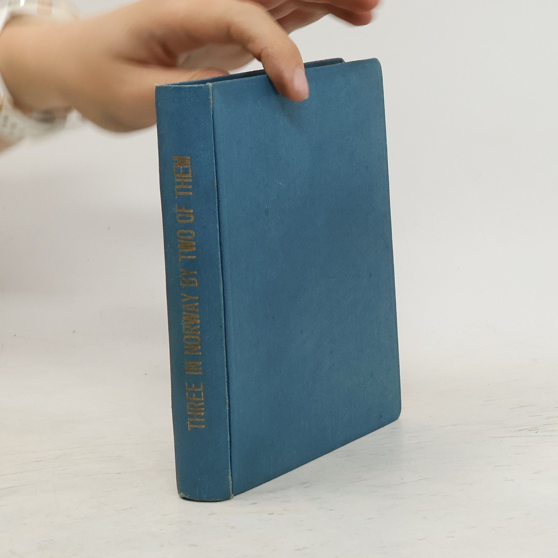 AA.VV. Three in Norway