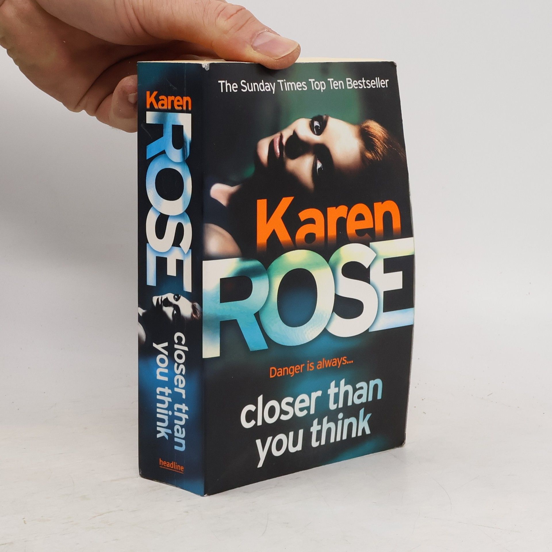 Karen Rose Closer Than You Think (The Cincinnati Series Book 1)