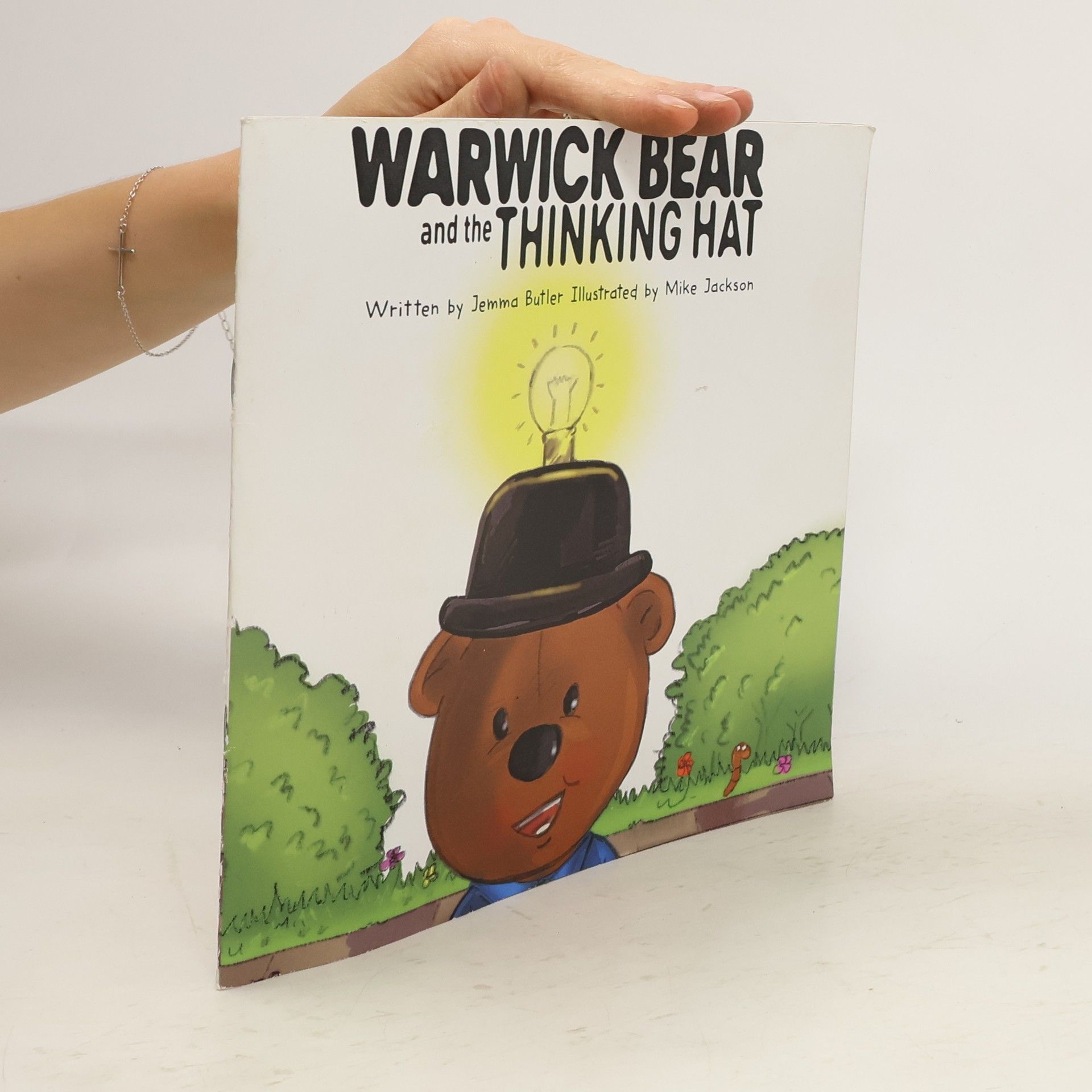 Jemma Butler Warwick Bear and the Thinking Hat