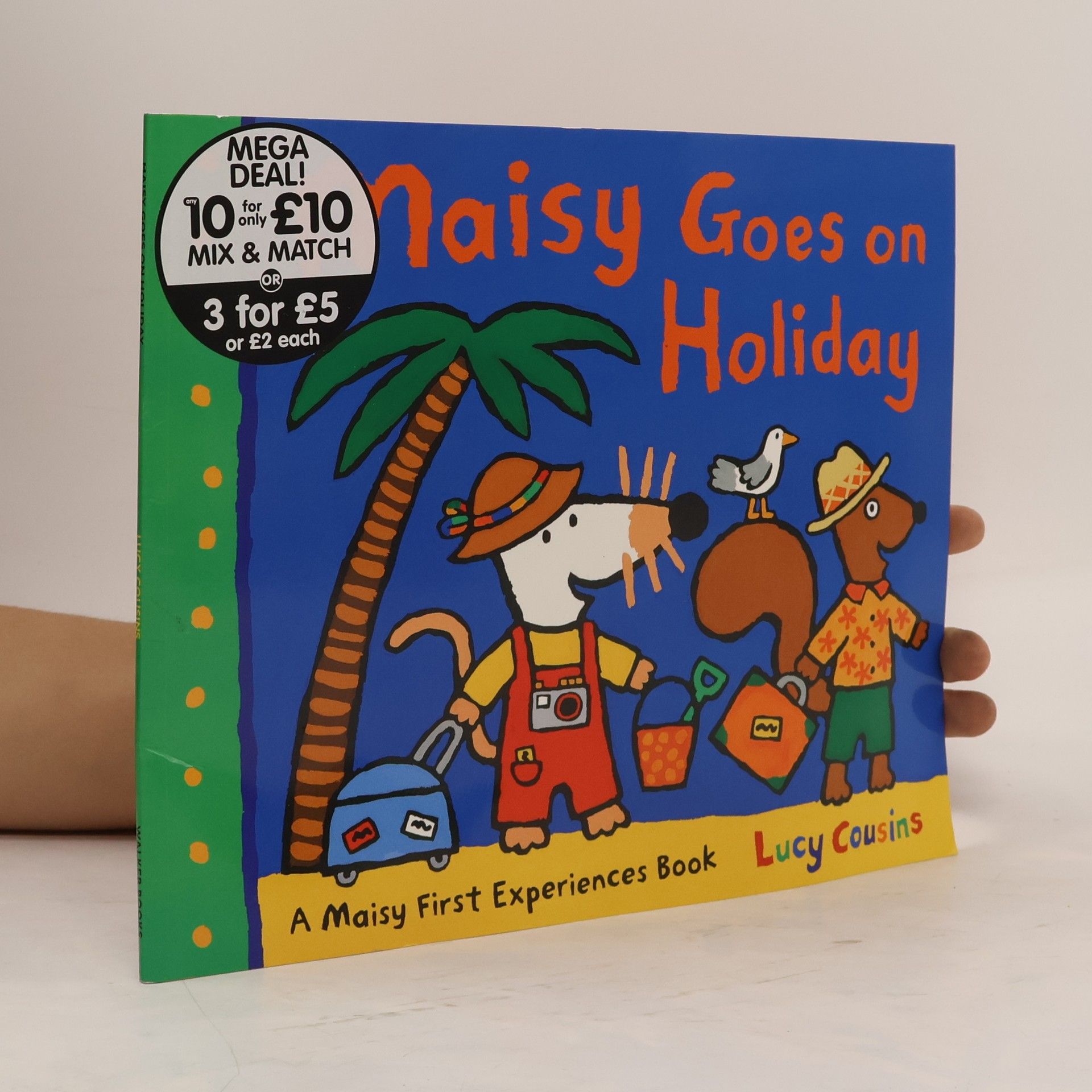 Lucy Cousins Maisy Goes on Holiday