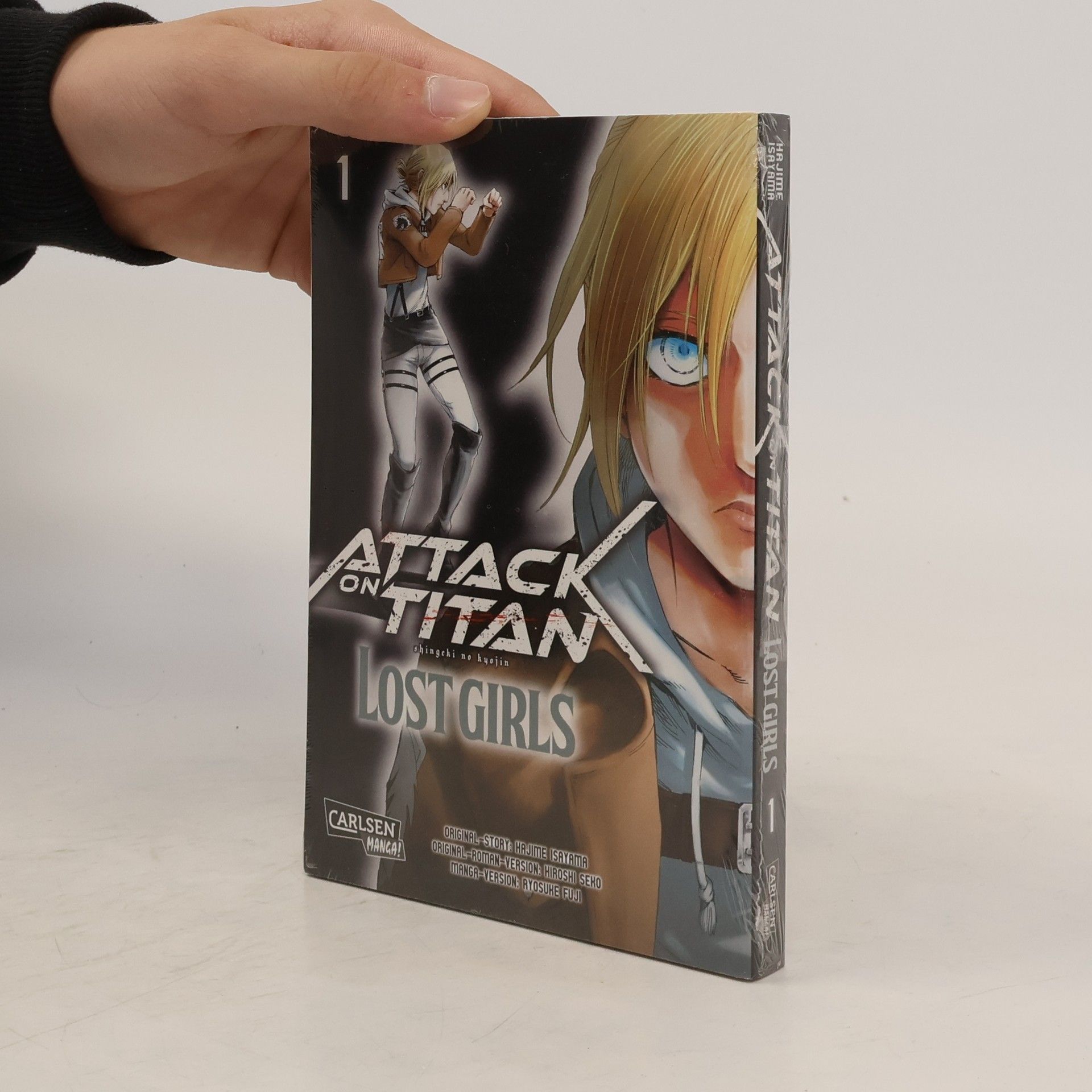 Ryo suke Fuji Attack on Titan - lost girls 1