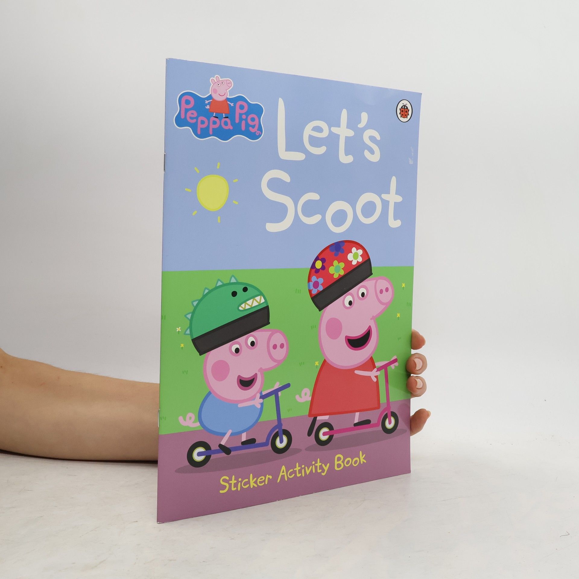 Autores varios Peppa Pig. Let's Scoot. Sticker Activity Book