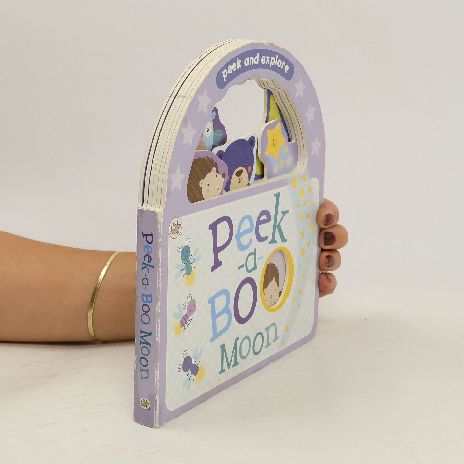 kolektiv Peek-a-boo moon.