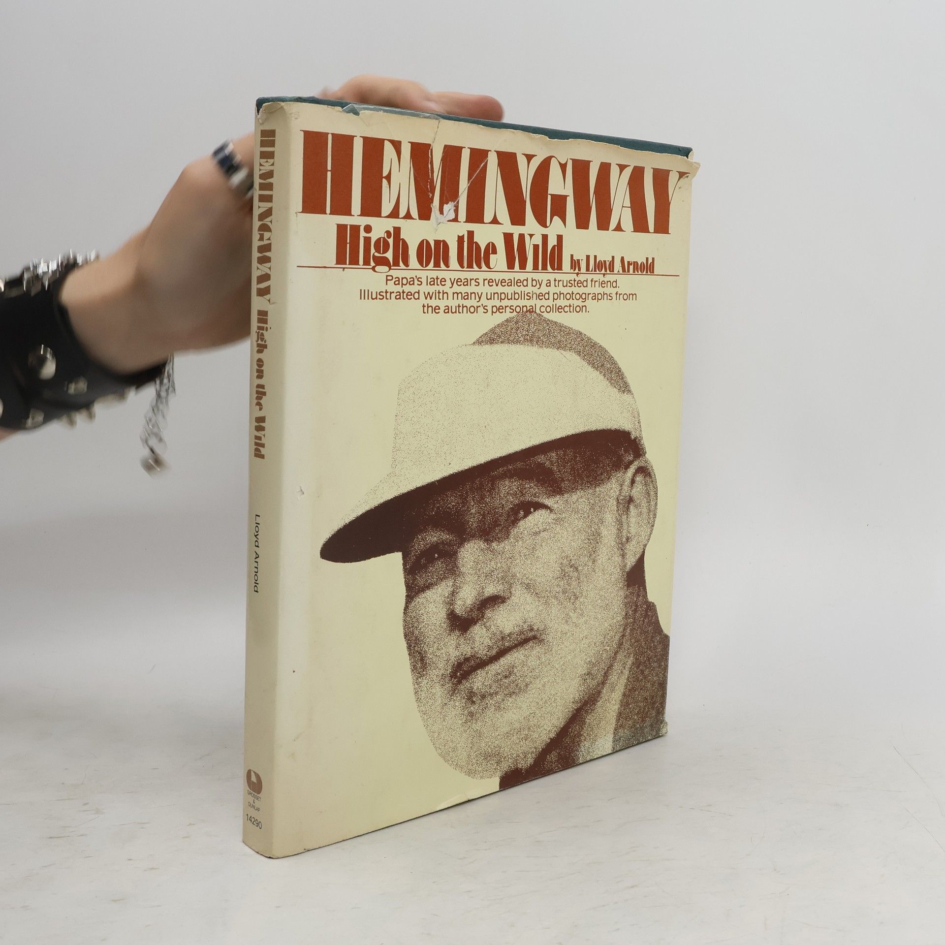 Lloyd R. Arnold Hemingway