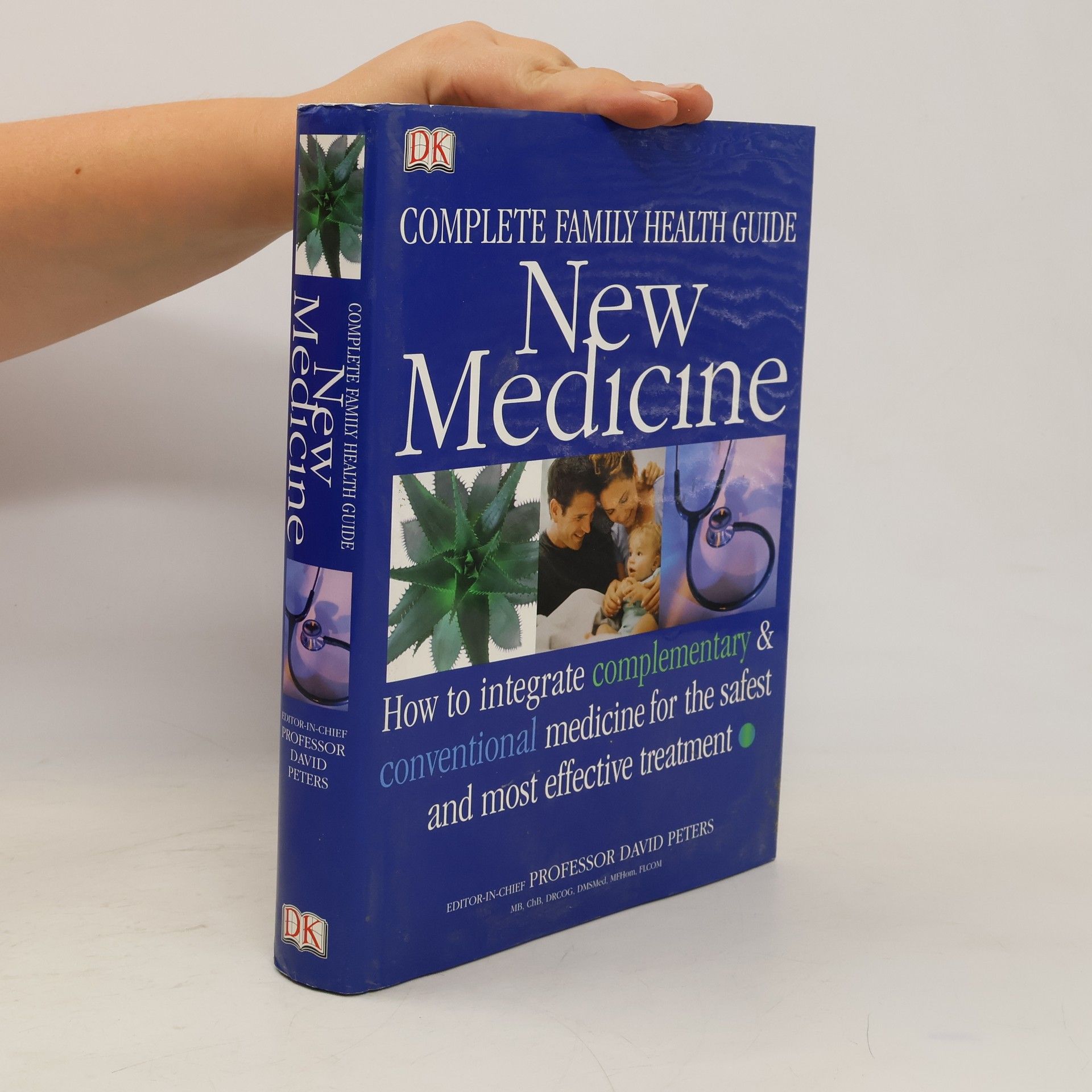 Collectif d'auteurs  Complete Family Health Guide: New Medicine
