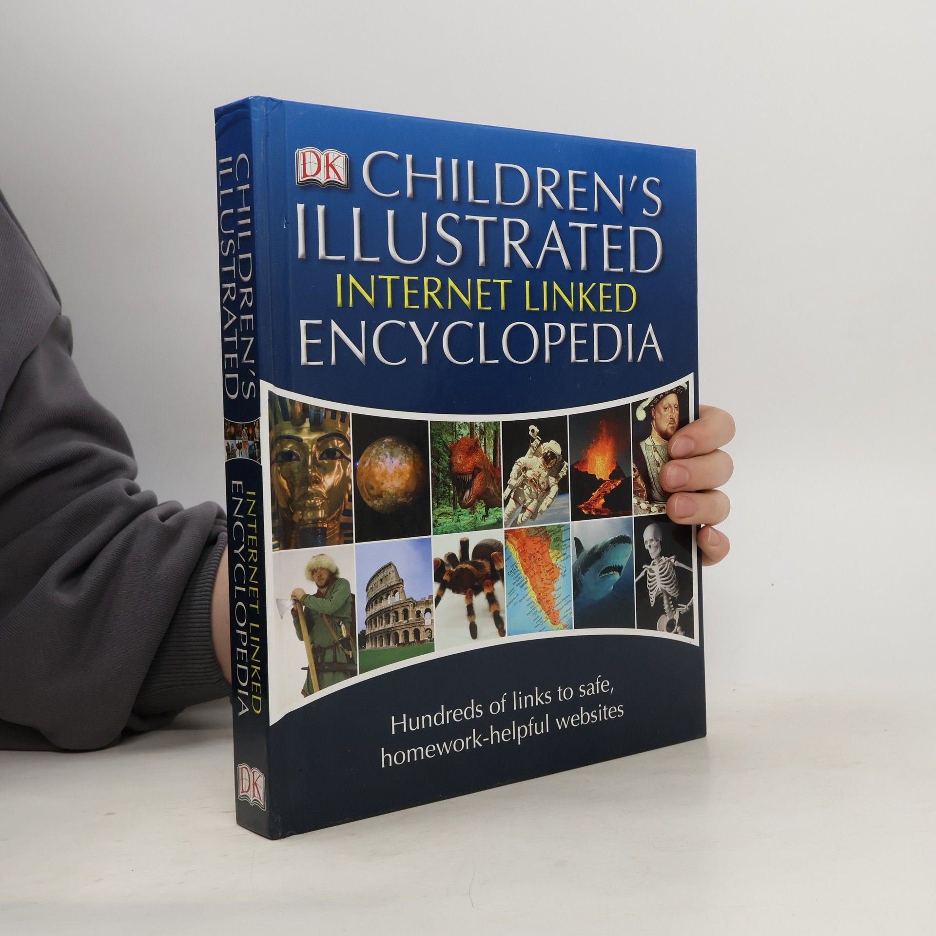 Simon Adams Children's Illustrated Encyclopedia