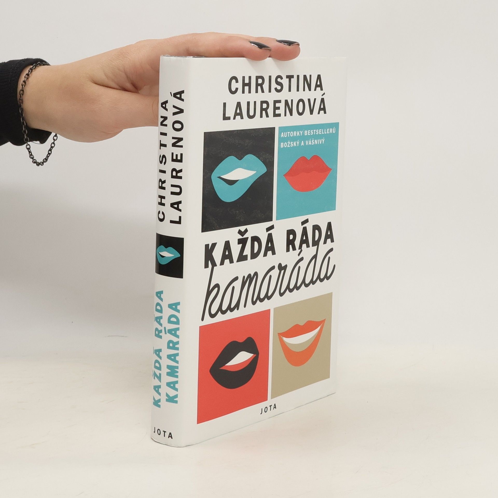 Christina Lauren Každá ráda kamaráda