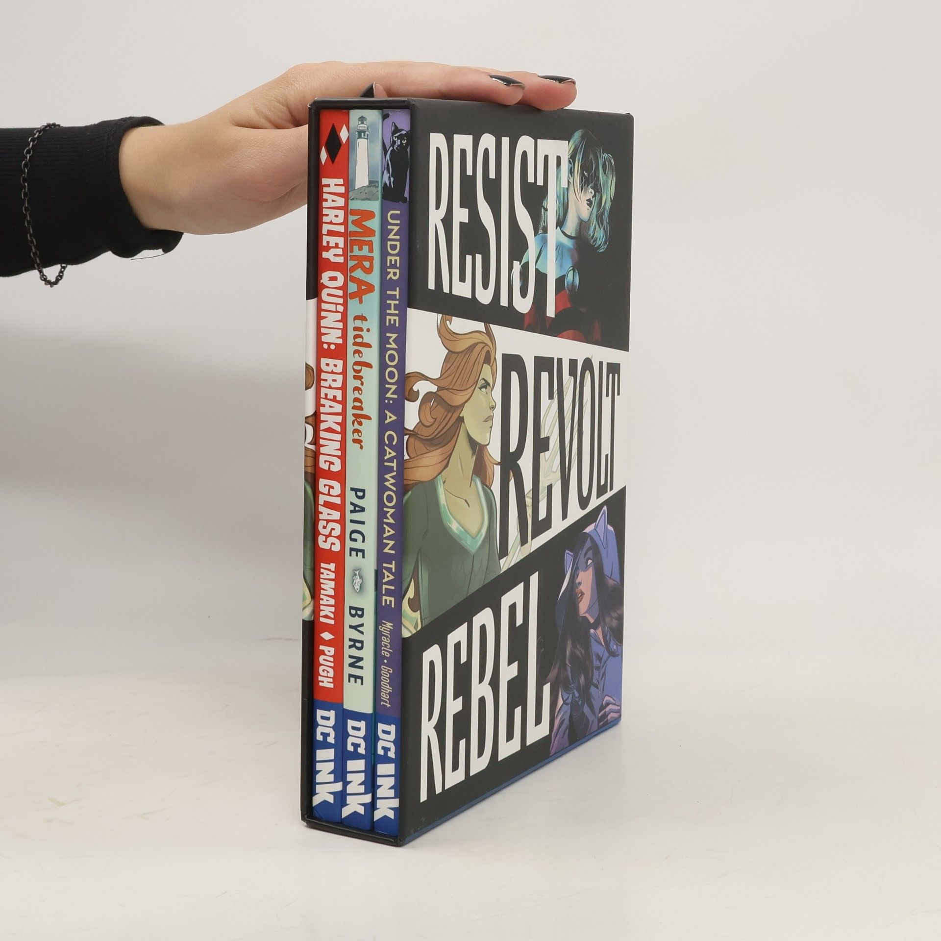 Collectif d'auteurs DC Graphic Novels for Young Adults Box Set 1-Resist. Revolt. Rebel.