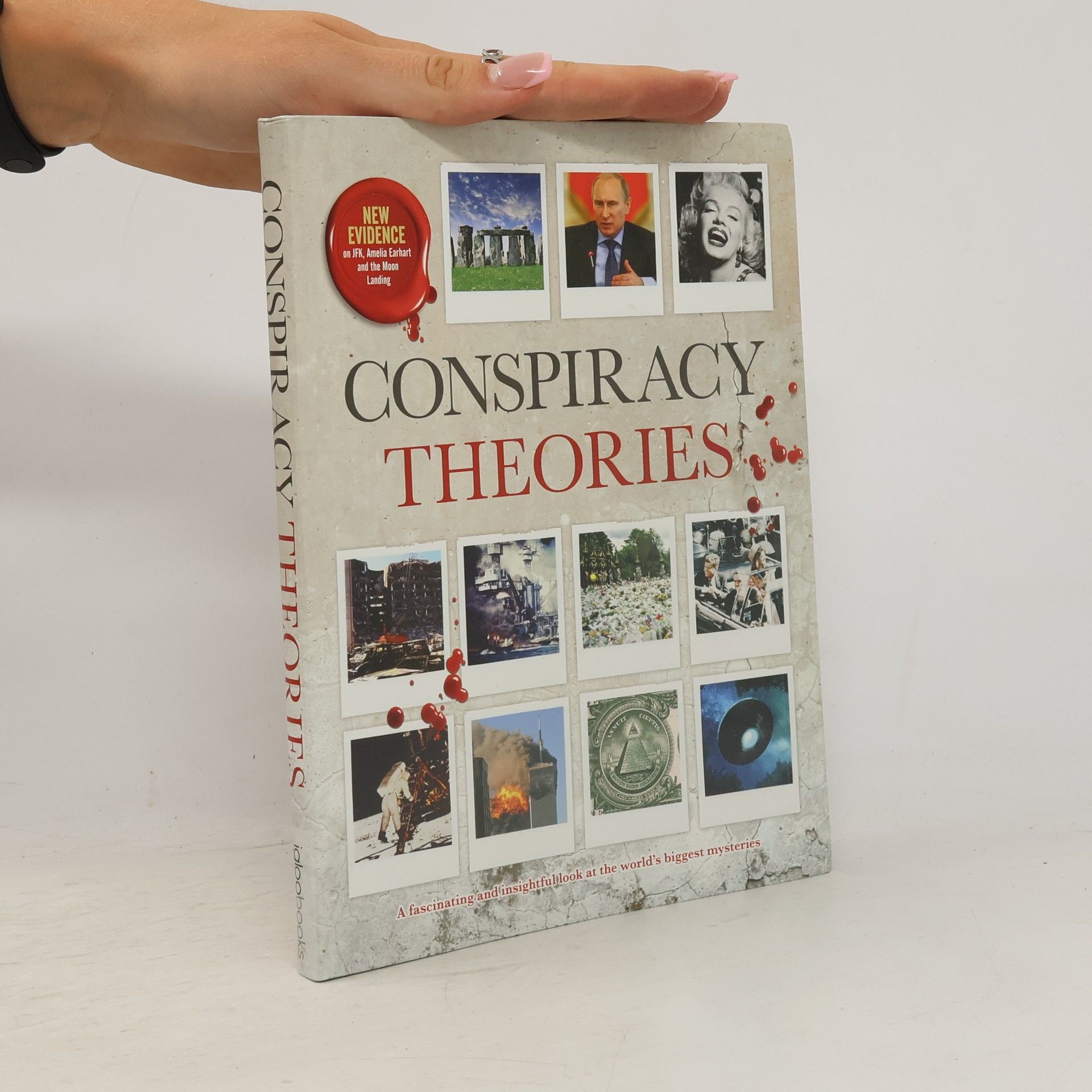 Collectif d'auteurs Conspiracy Theories