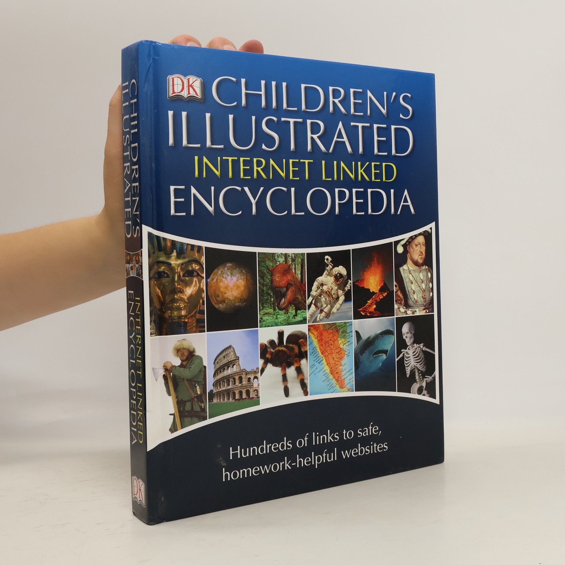 Simon Adams Children's Illustrated Encyclopedia