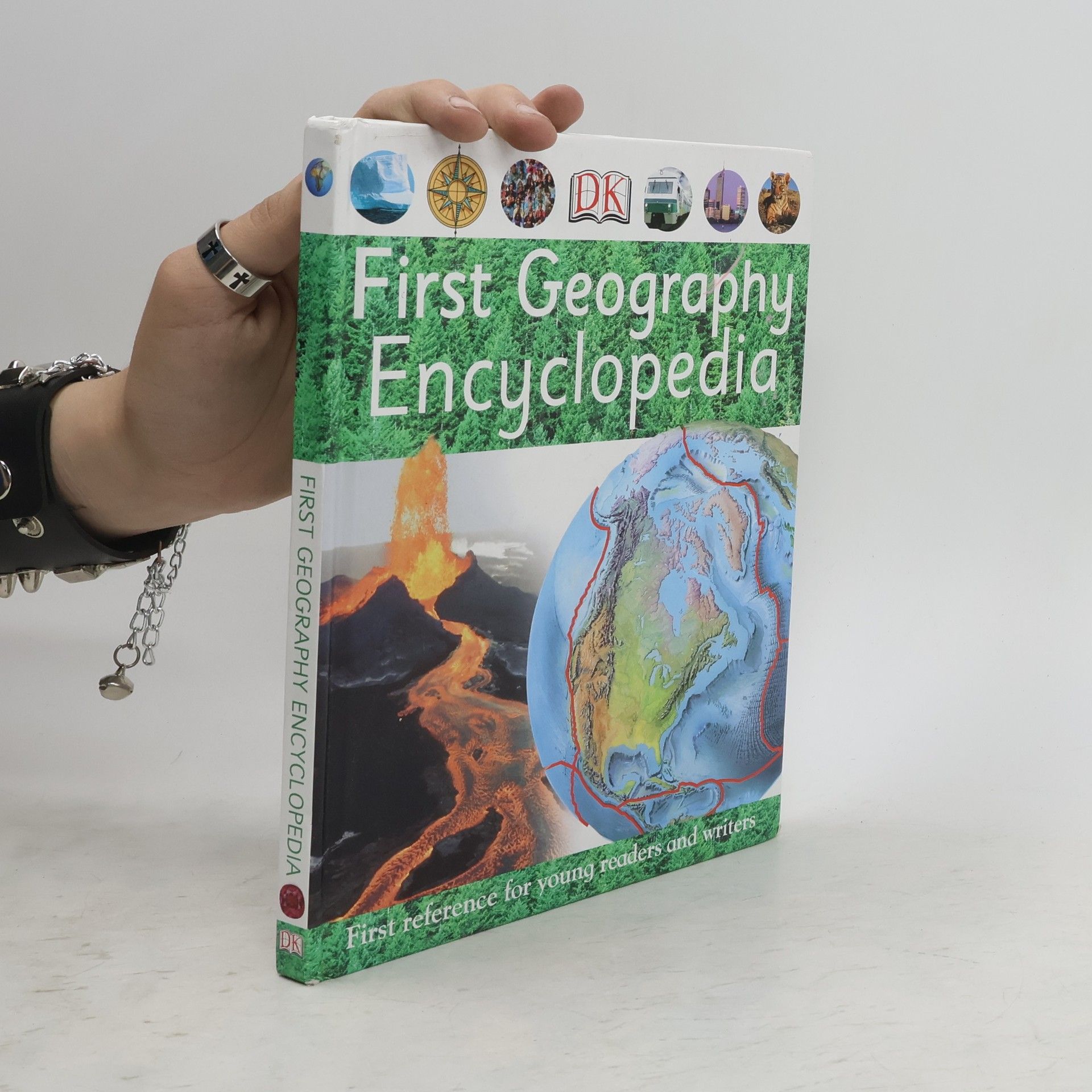 Collectif d'auteurs First Geography Encyclopedia