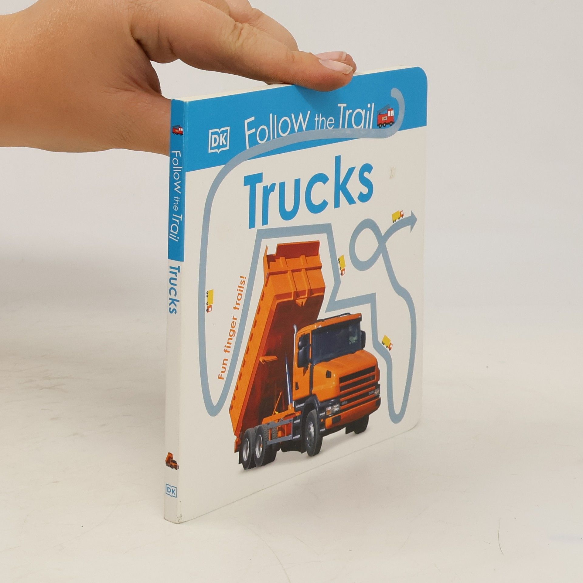 kolektiv Follow the Trail. Trucks
