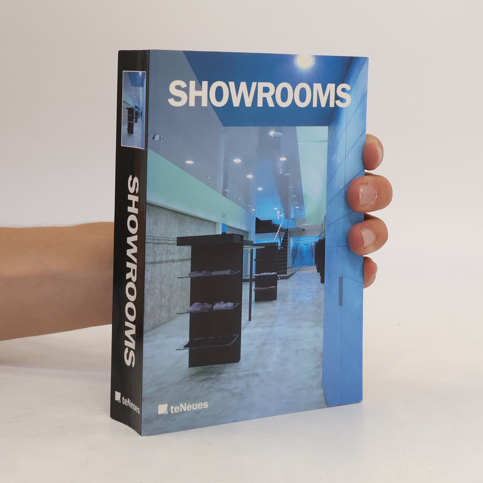 Antonello Boschi Showrooms