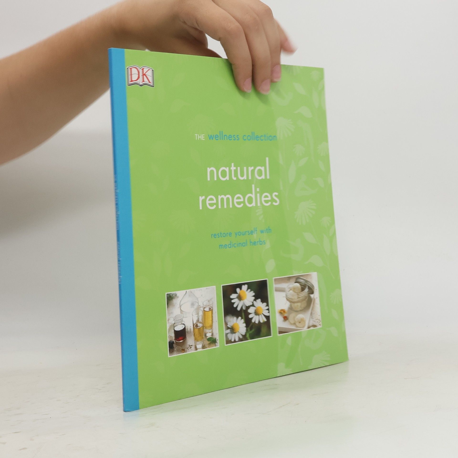 Collectif d'auteurs Natural Remedies