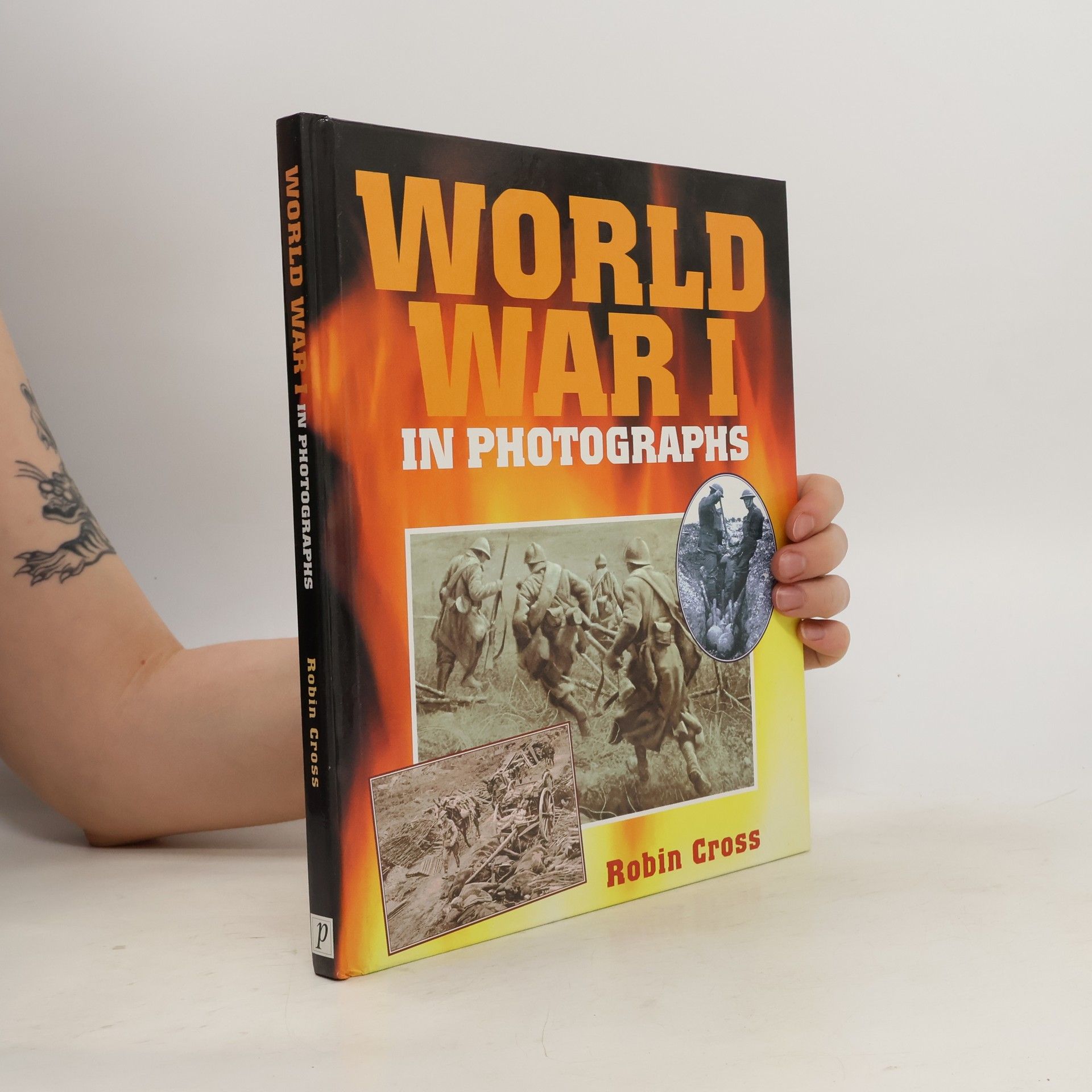 Cross Robin World War I in Photographs