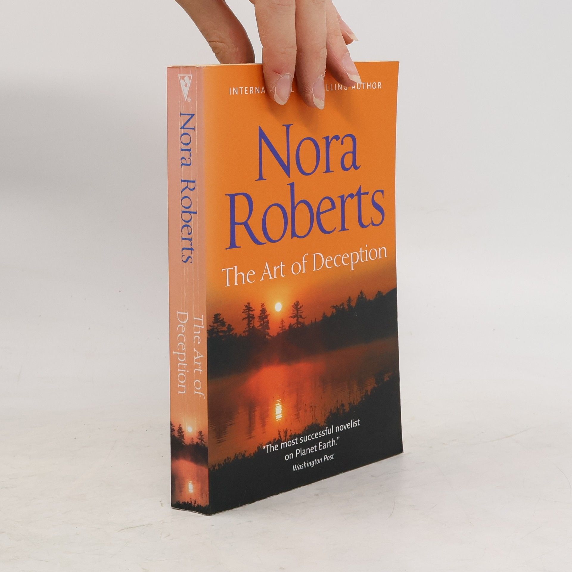 Nora Roberts The Art Of Deception