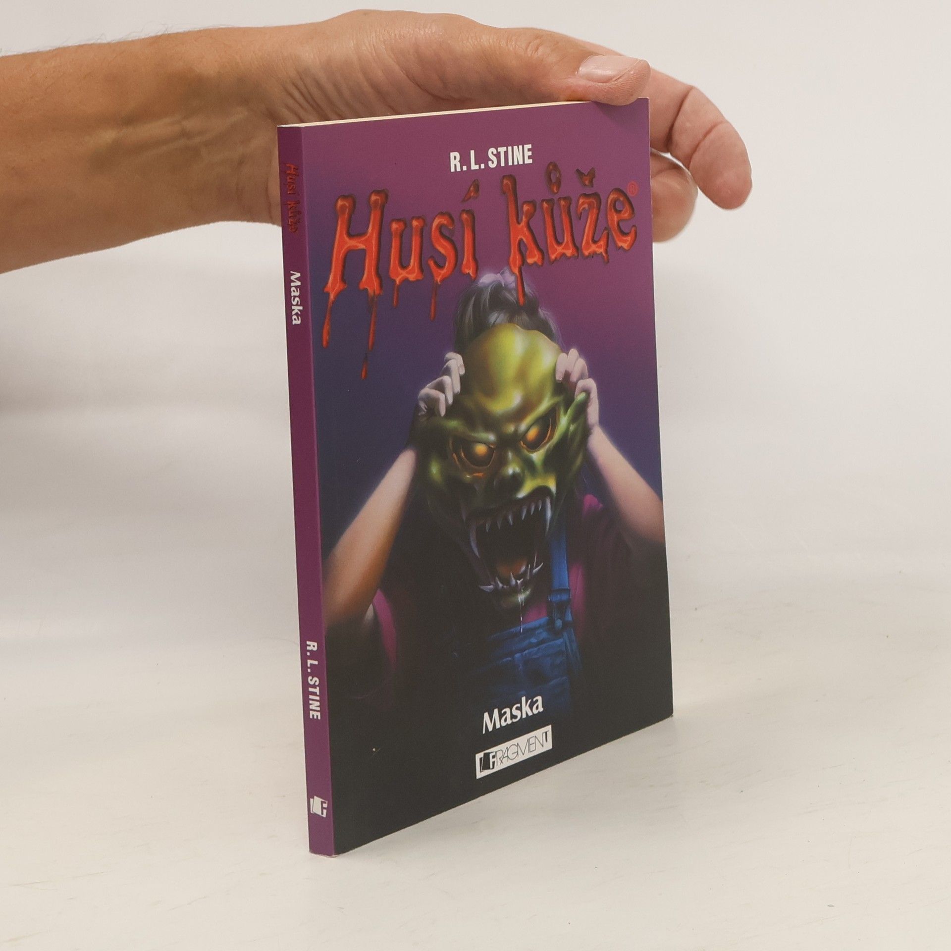 R. L. Stine Maska