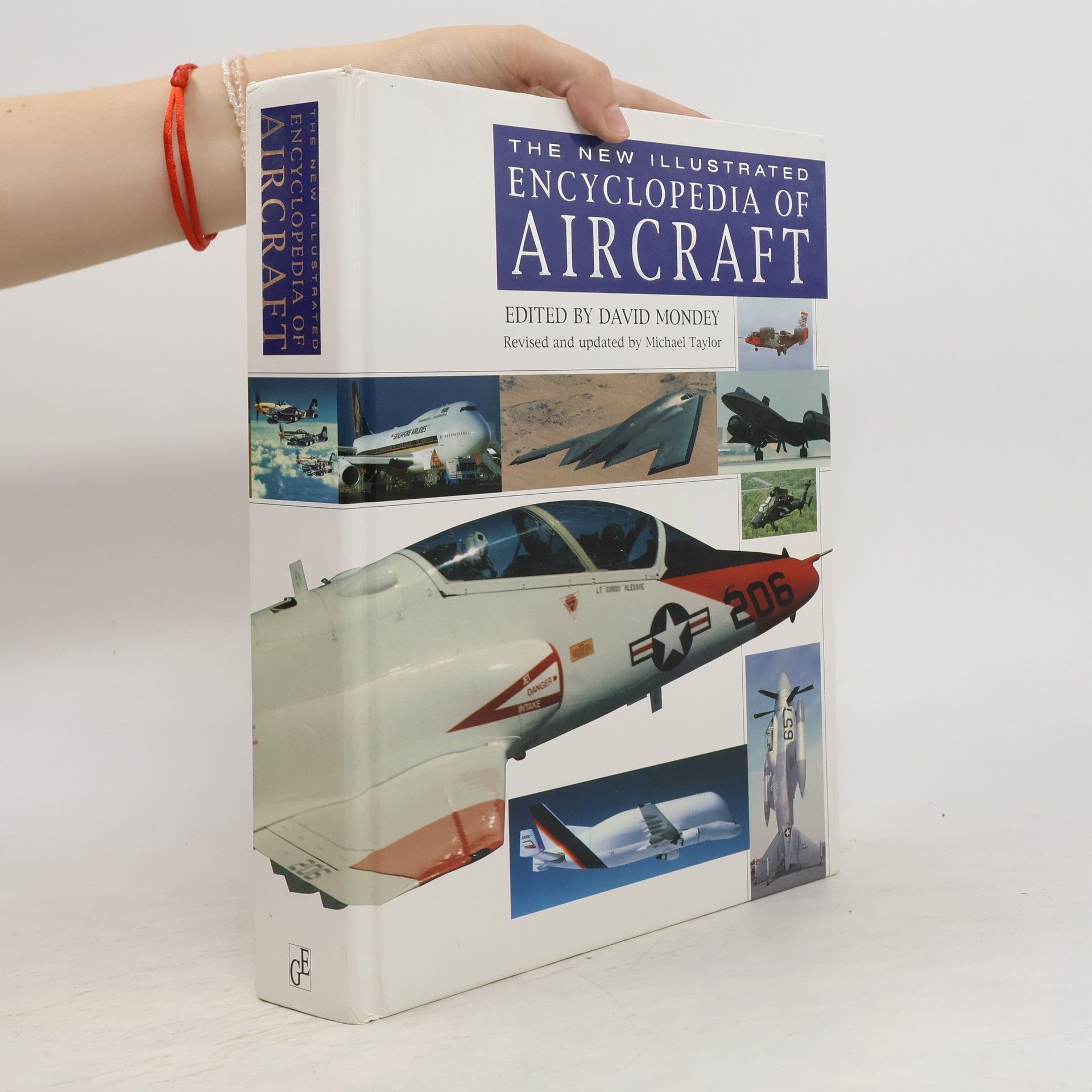 David Mondey The New Illustrated Encyclopedia of Aircraft