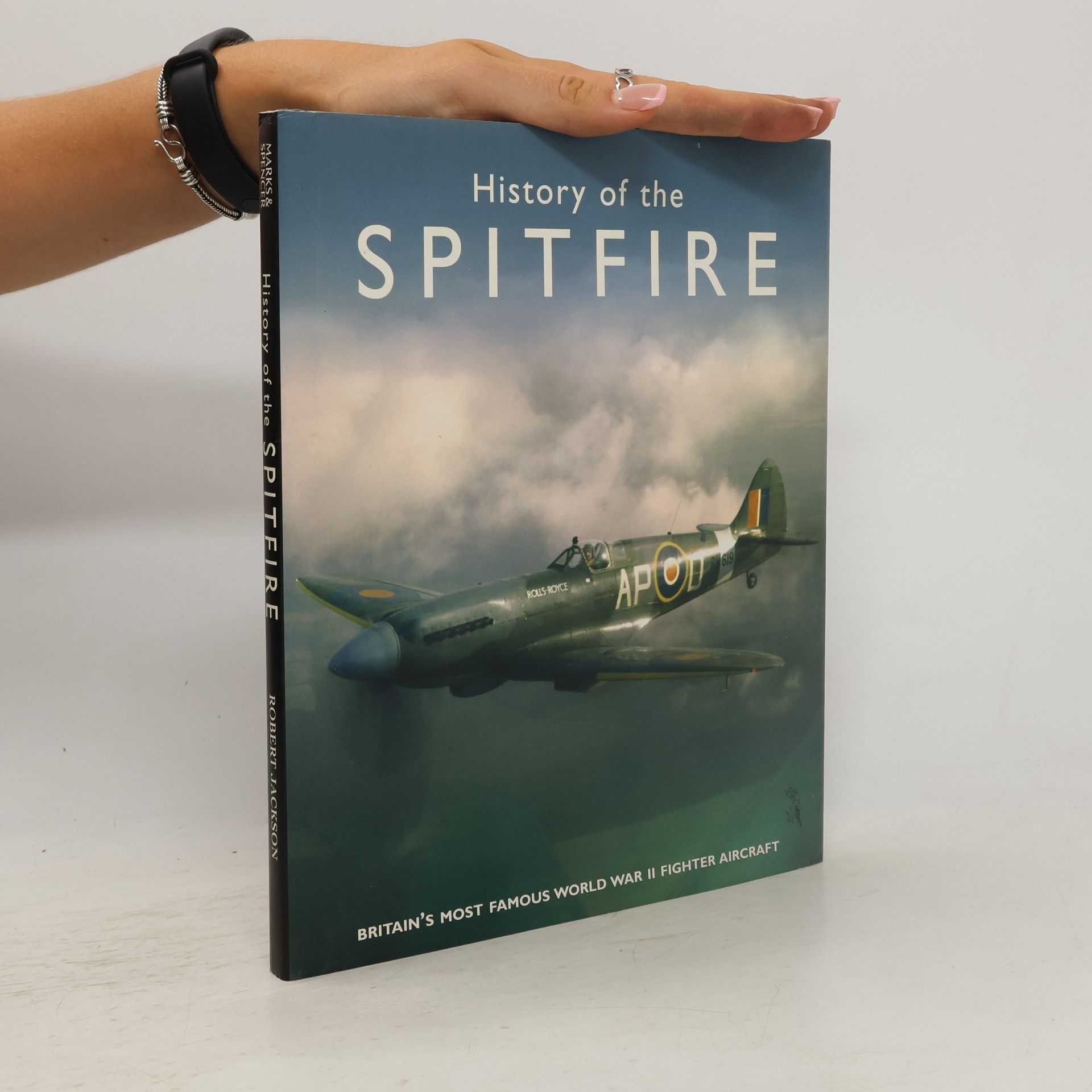 Robert Jackson History of Spitfire