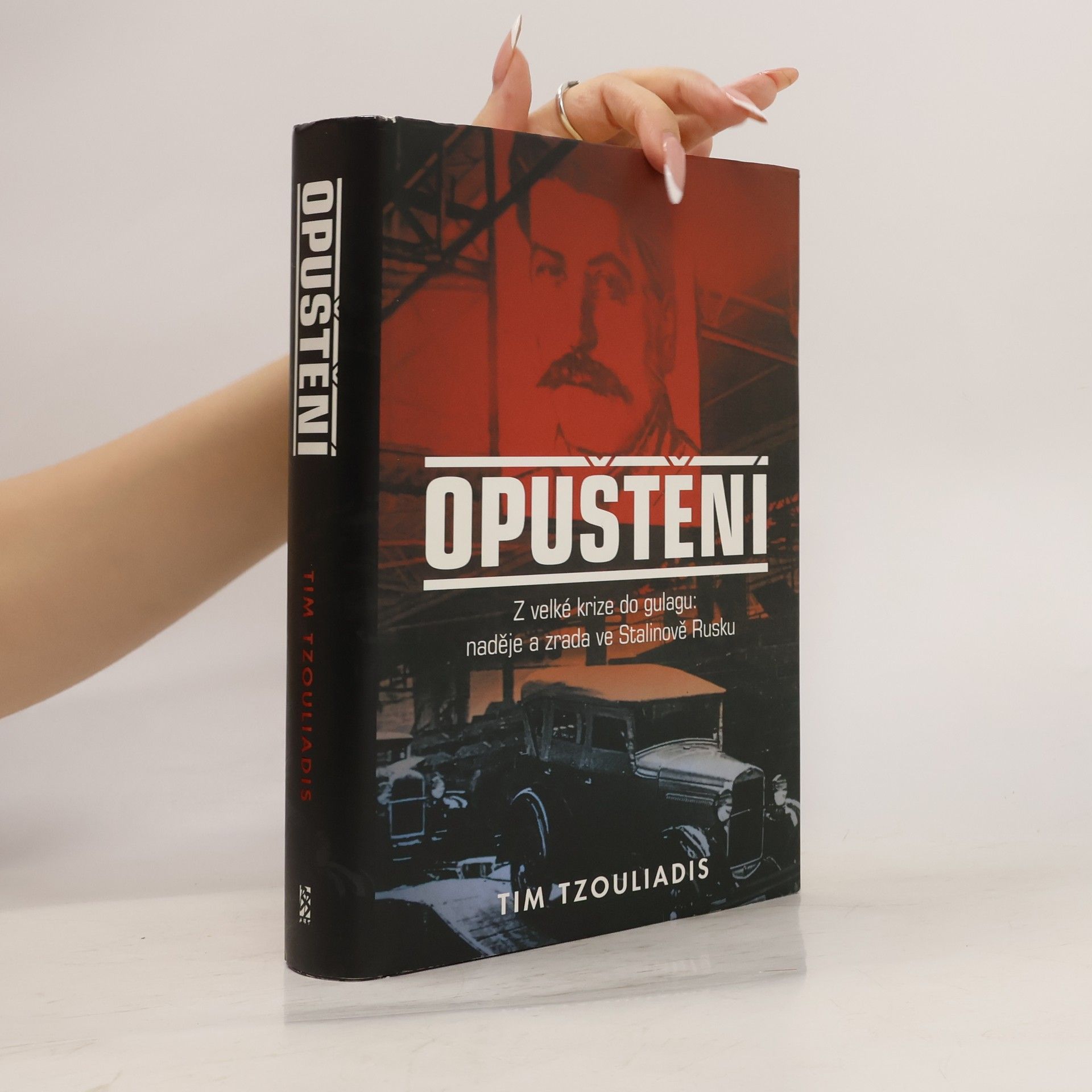 Tim Tzouliadis Opuštění