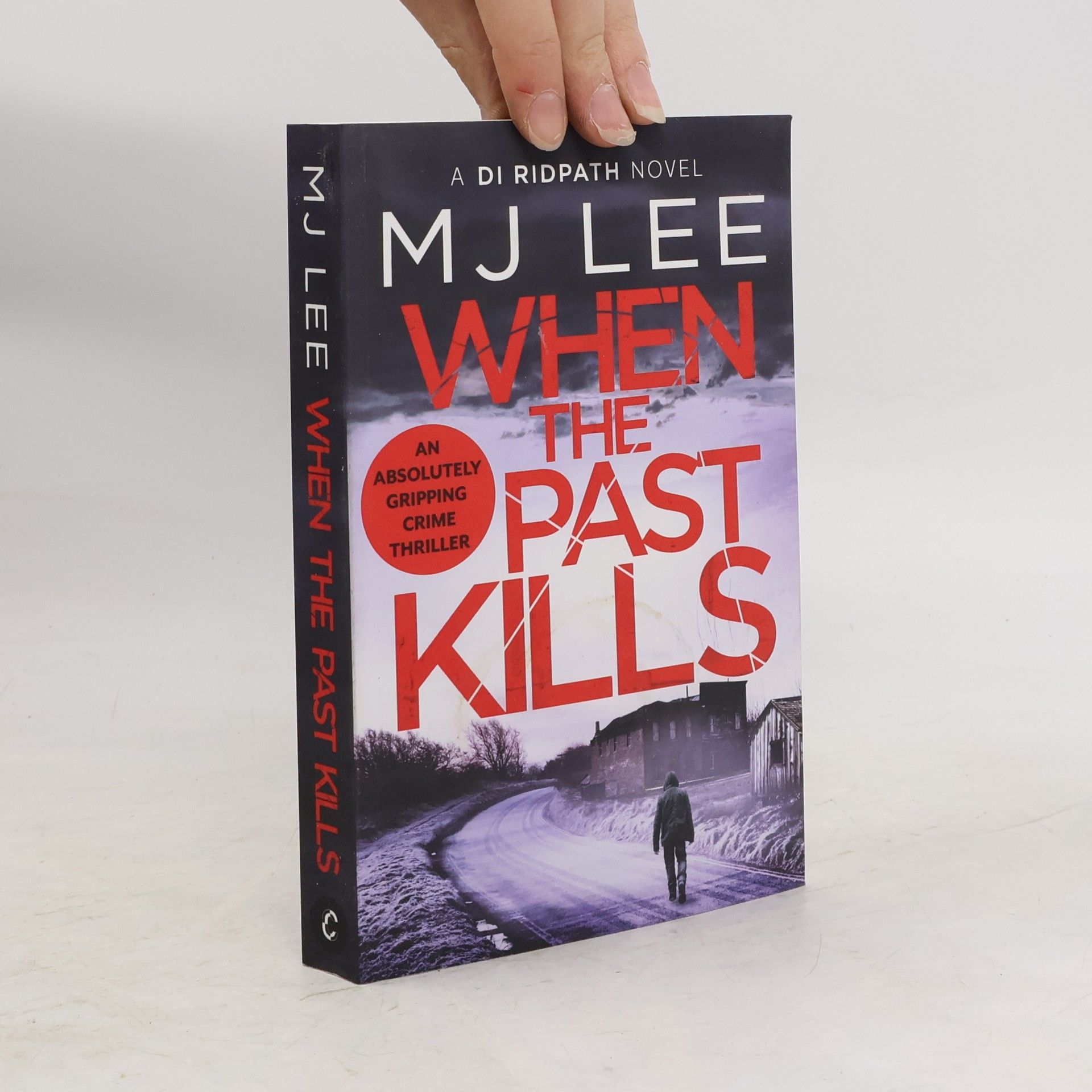 J. M. Lee When the Past Kills