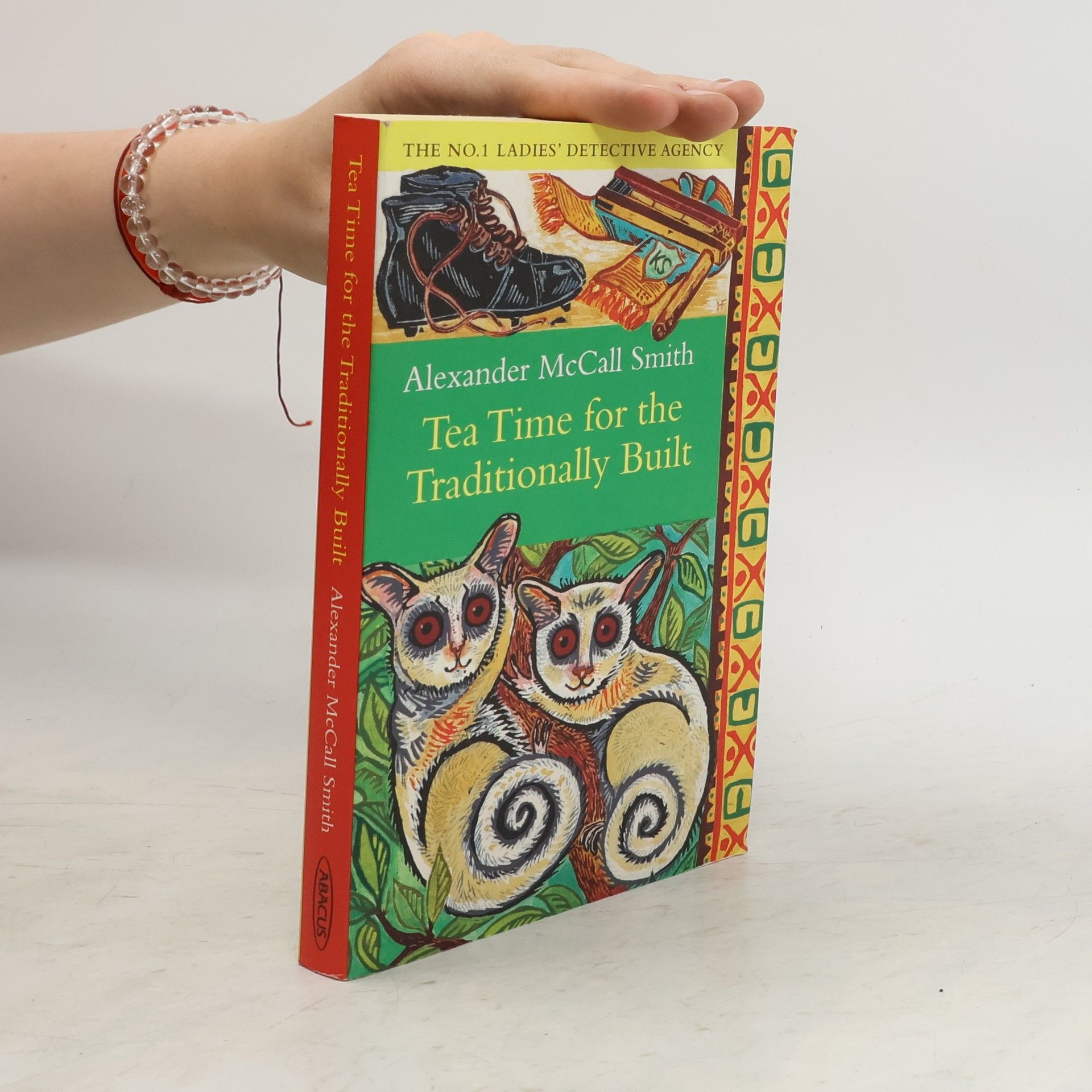 Alexander McCall Smith Tea Time for the Traditionally Built