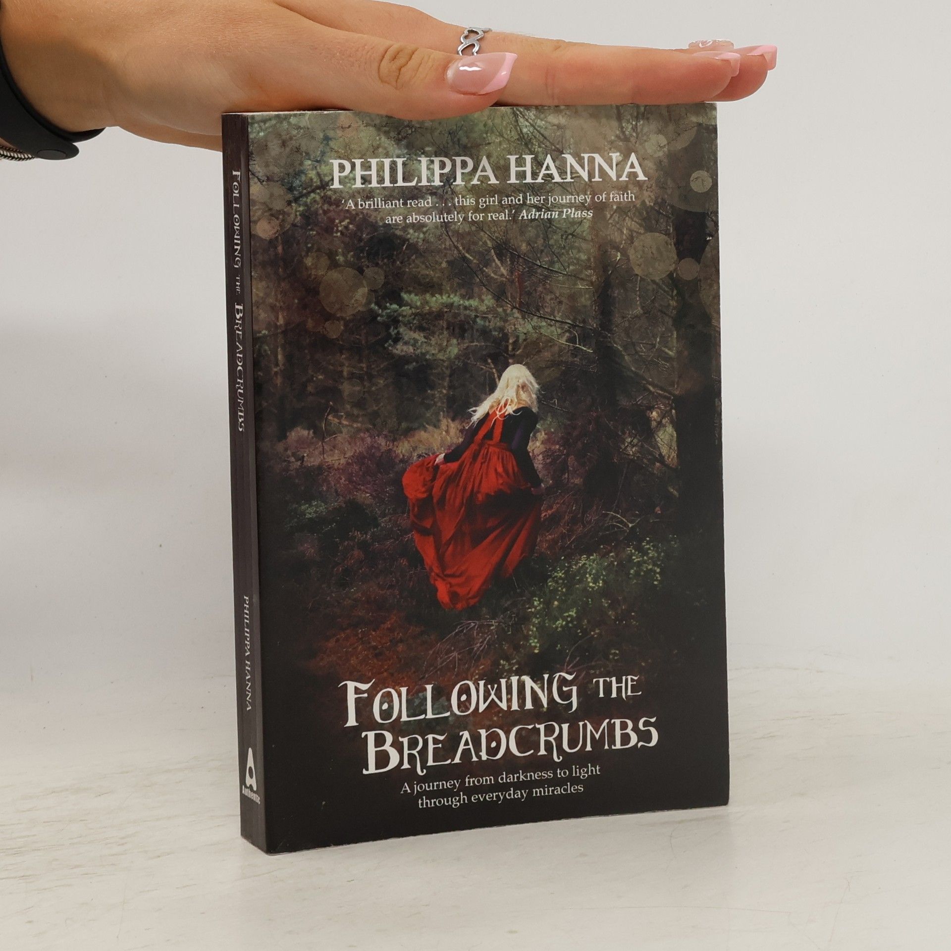 Philippa Hanna Following the Breadcrumbs