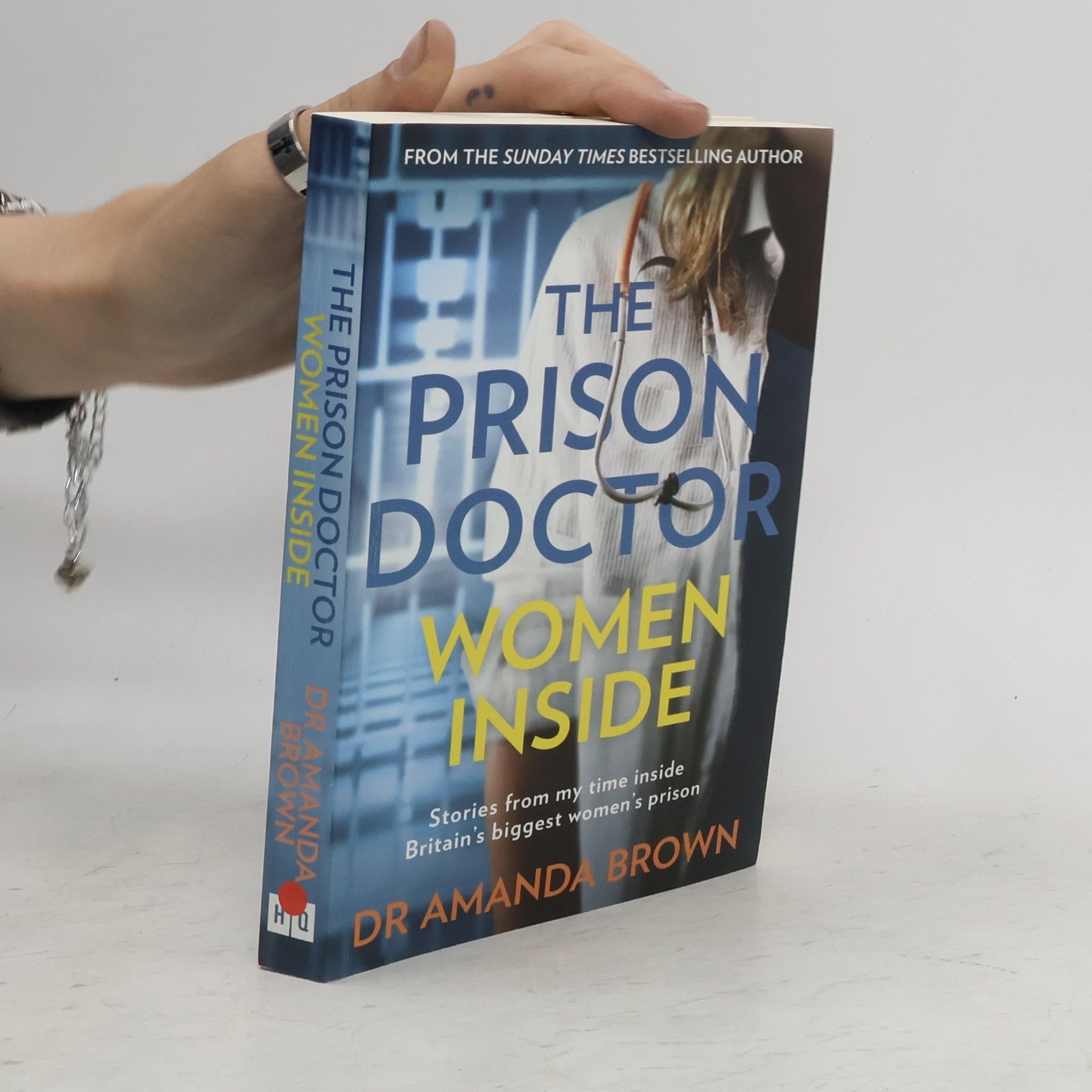 Amanda Cinelli The Prison Doctor: Women Inside