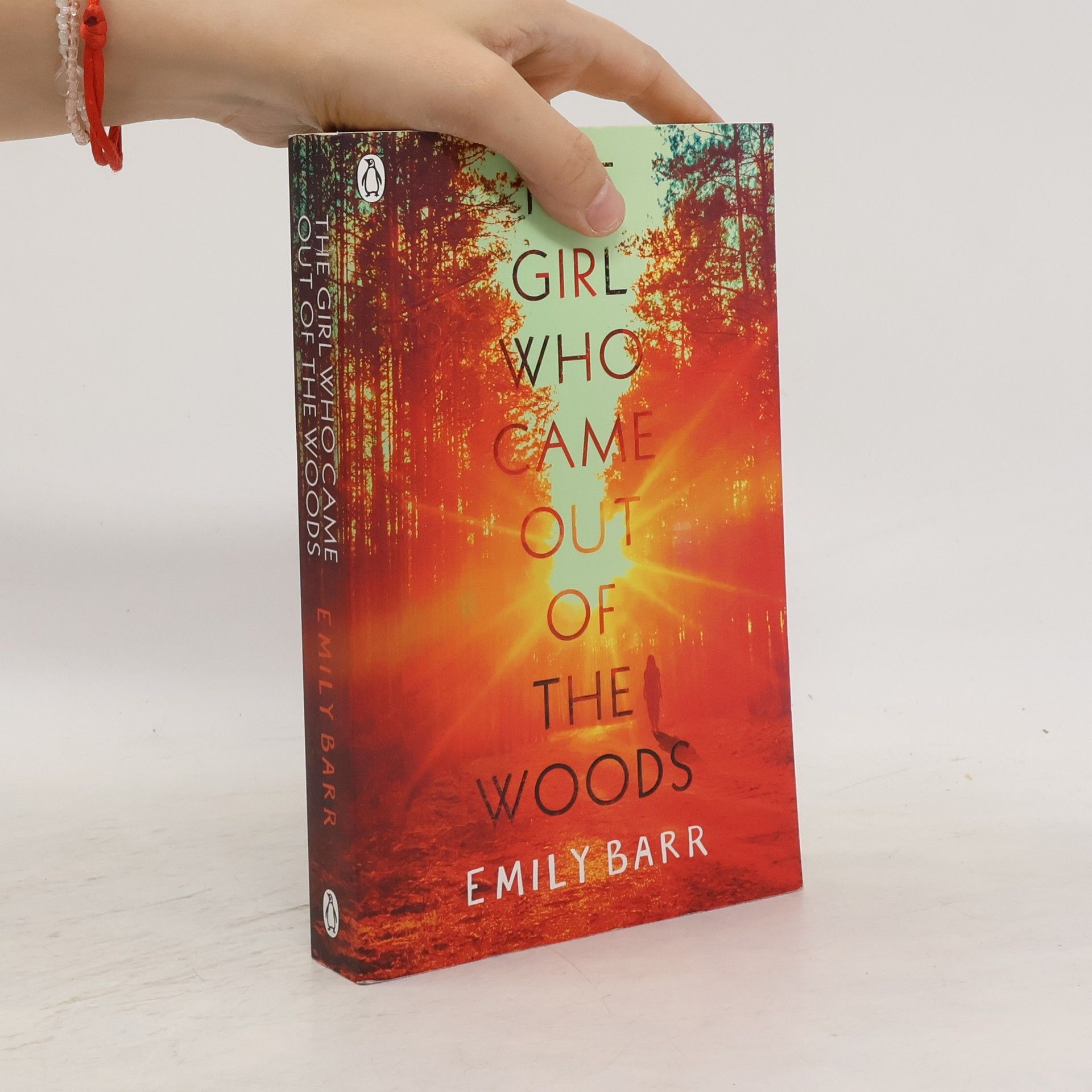 Emily Barr The girl who came out of the woods